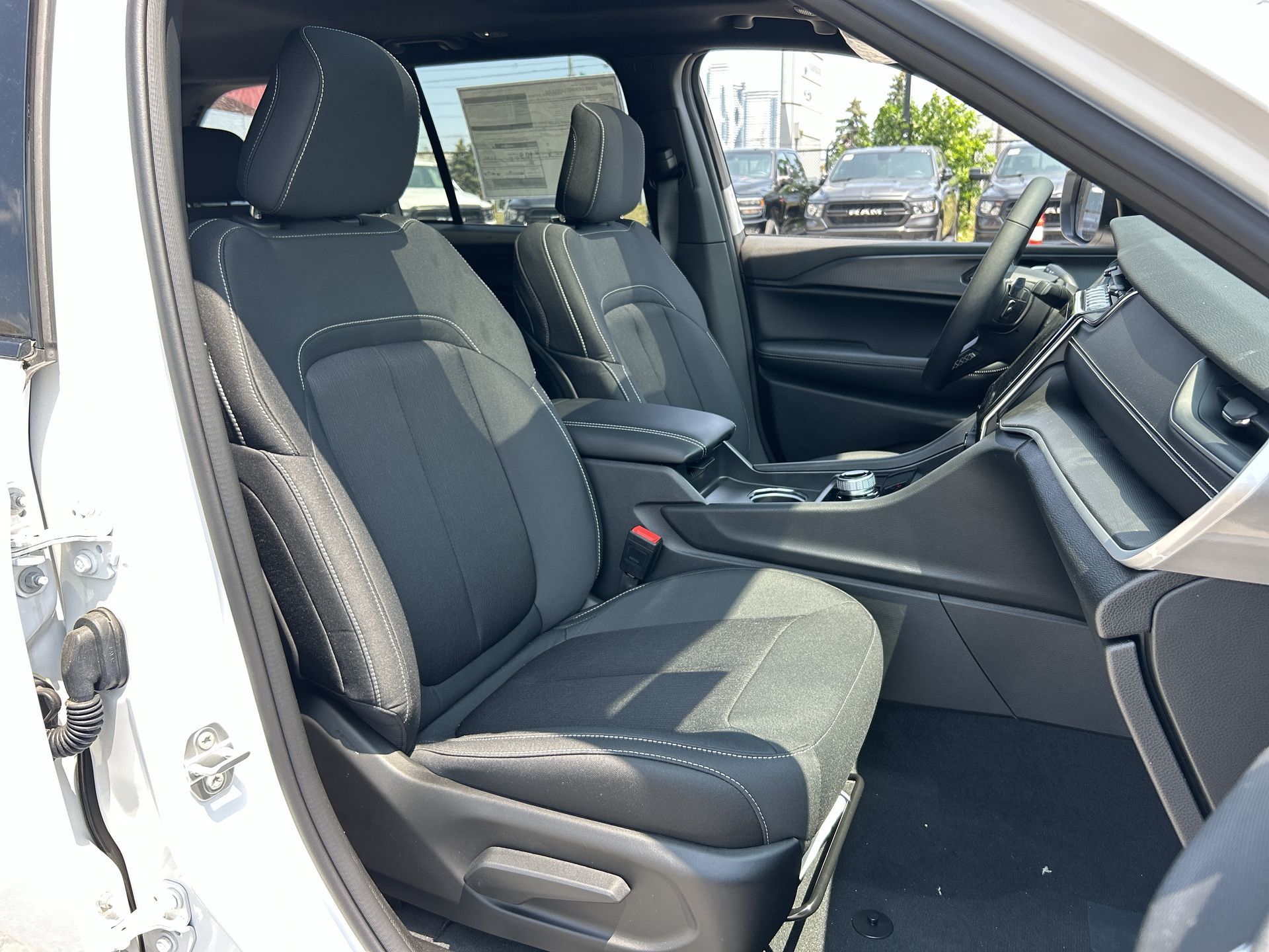 Jeep Grand Cherokee  2024 à Woodbridge, Ontario