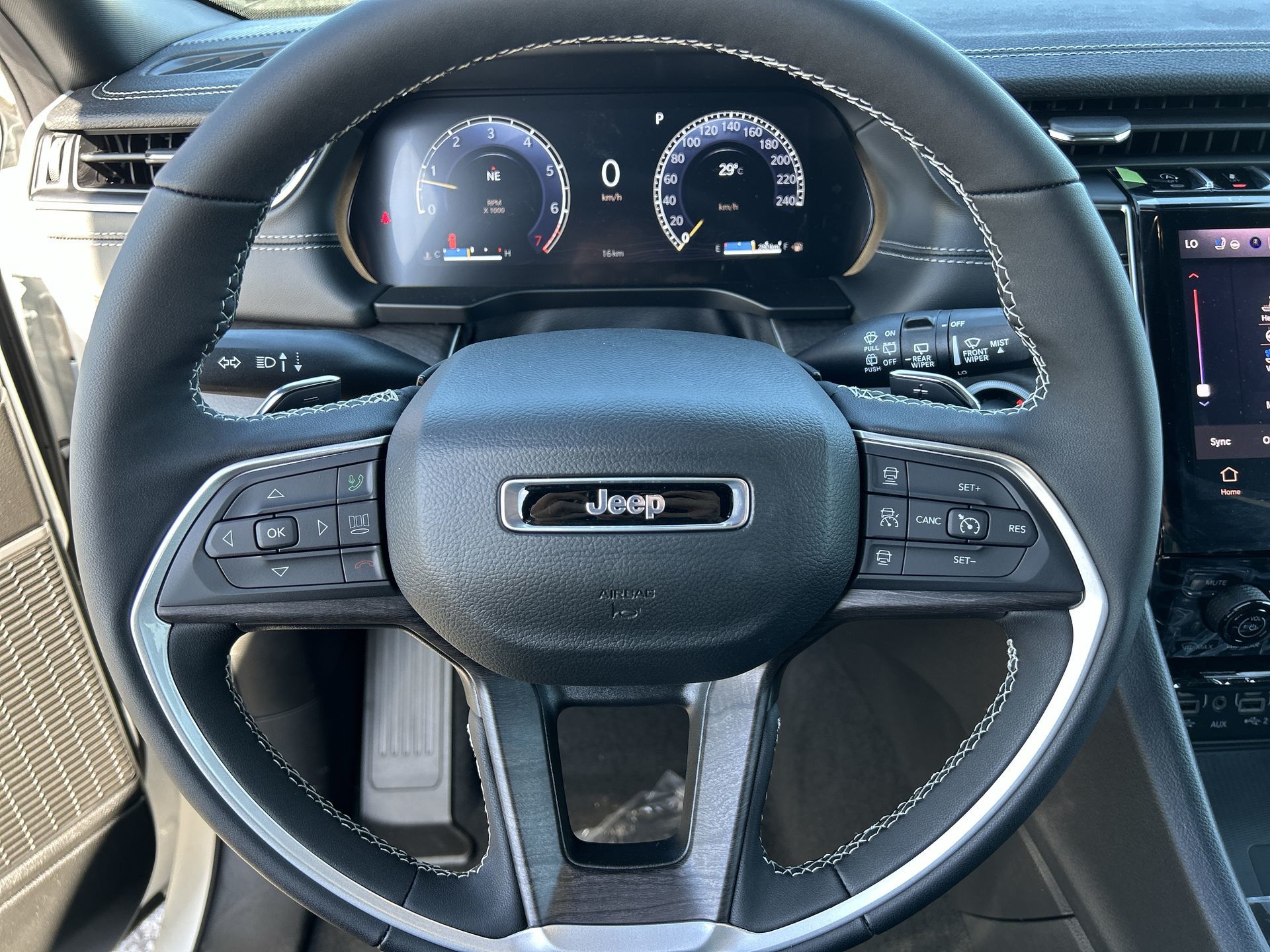 2025 Jeep Grand Cherokee in Woodbridge, Ontario