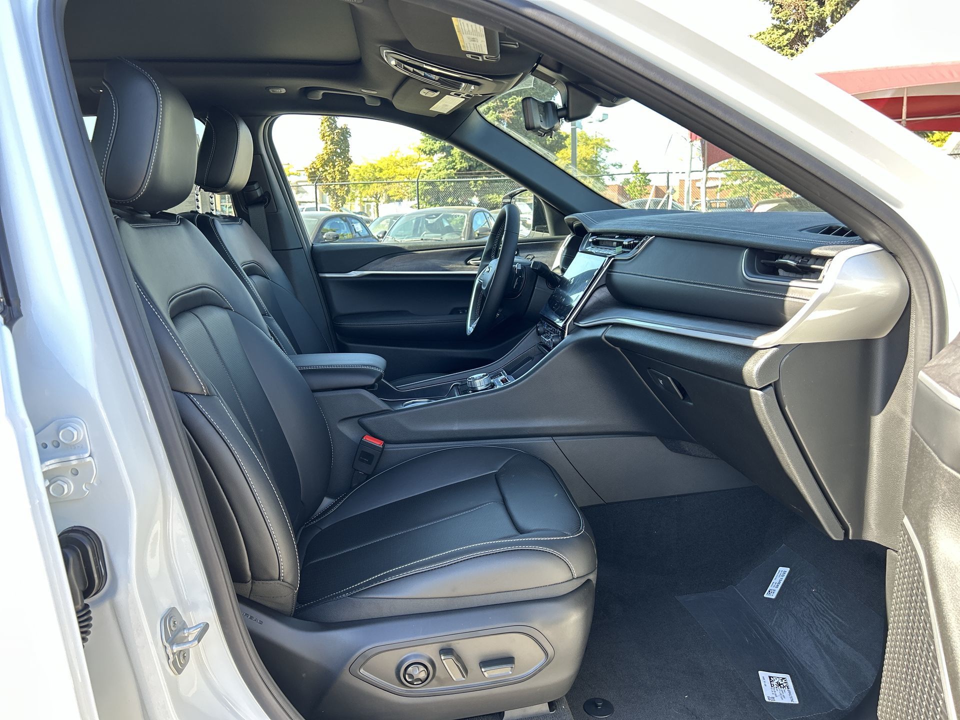 2025 Jeep Grand Cherokee in Woodbridge, Ontario