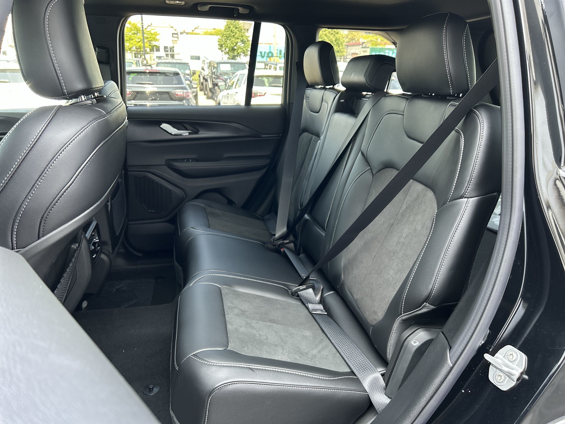 2025 Jeep Grand Cherokee in Woodbridge, Ontario