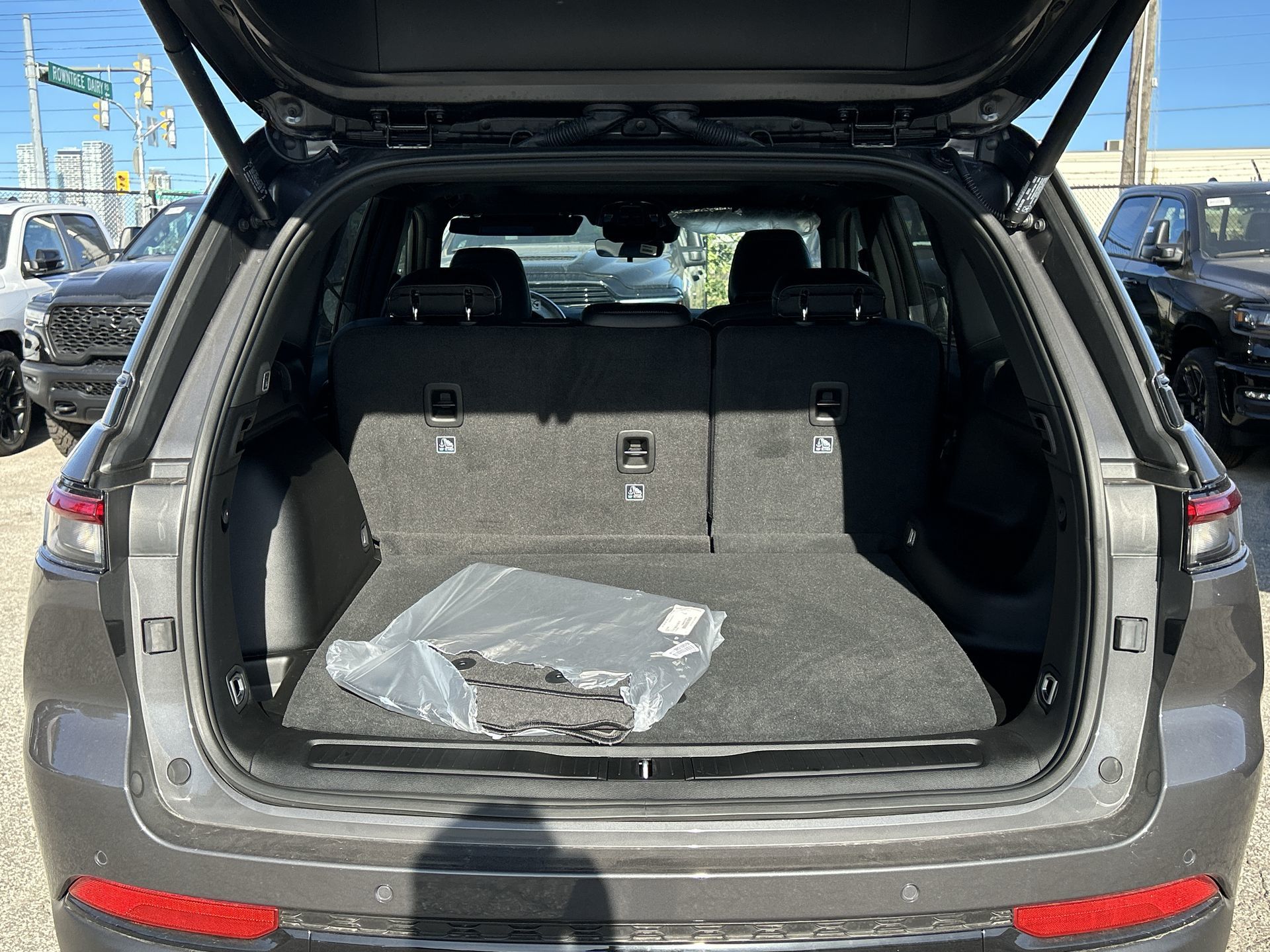 2025 Jeep Grand Cherokee in Woodbridge, Ontario