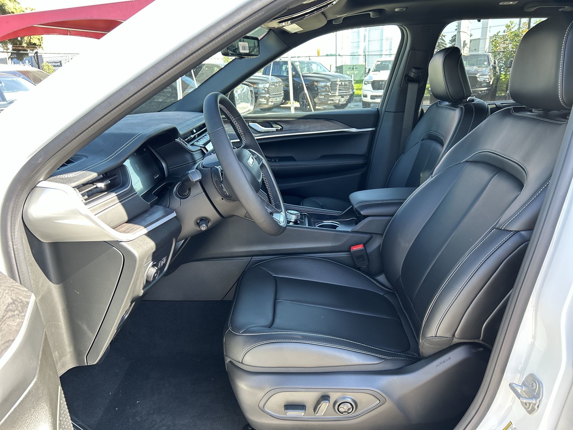 Jeep Grand Cherokee  2025 à Woodbridge, Ontario