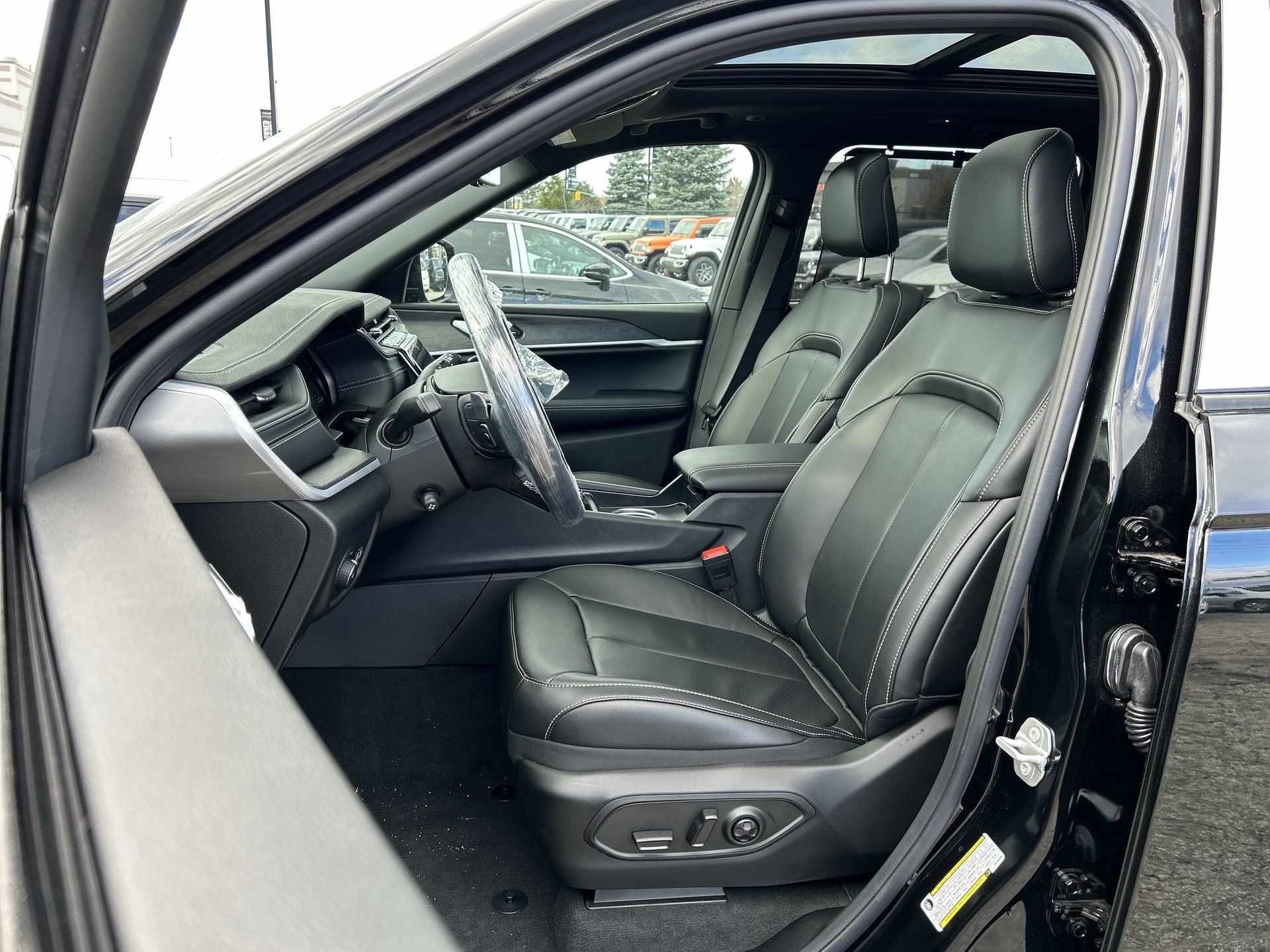 Jeep Grand Cherokee  2025 à Woodbridge, Ontario