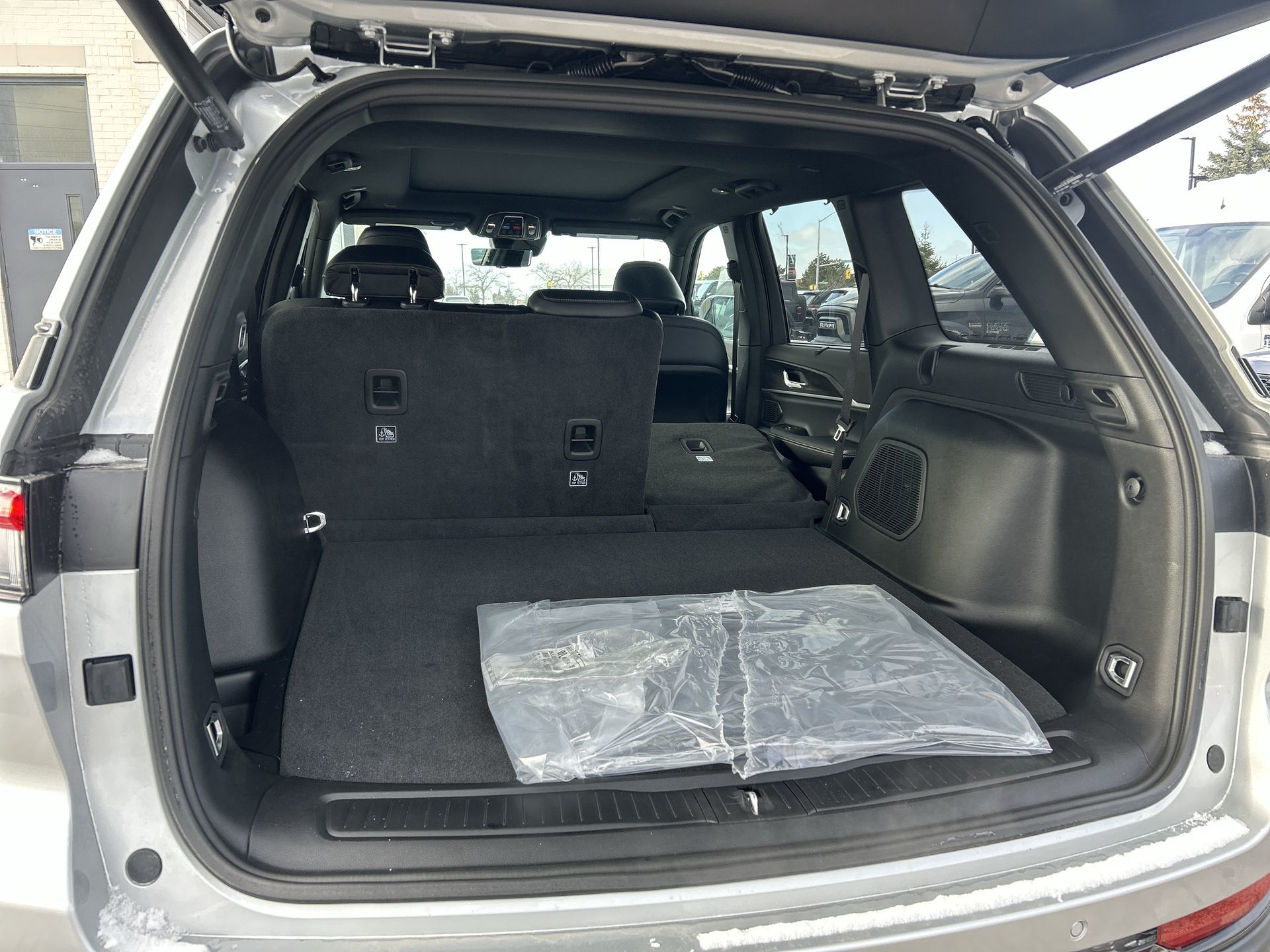 2025 Jeep Grand Cherokee in Woodbridge, Ontario