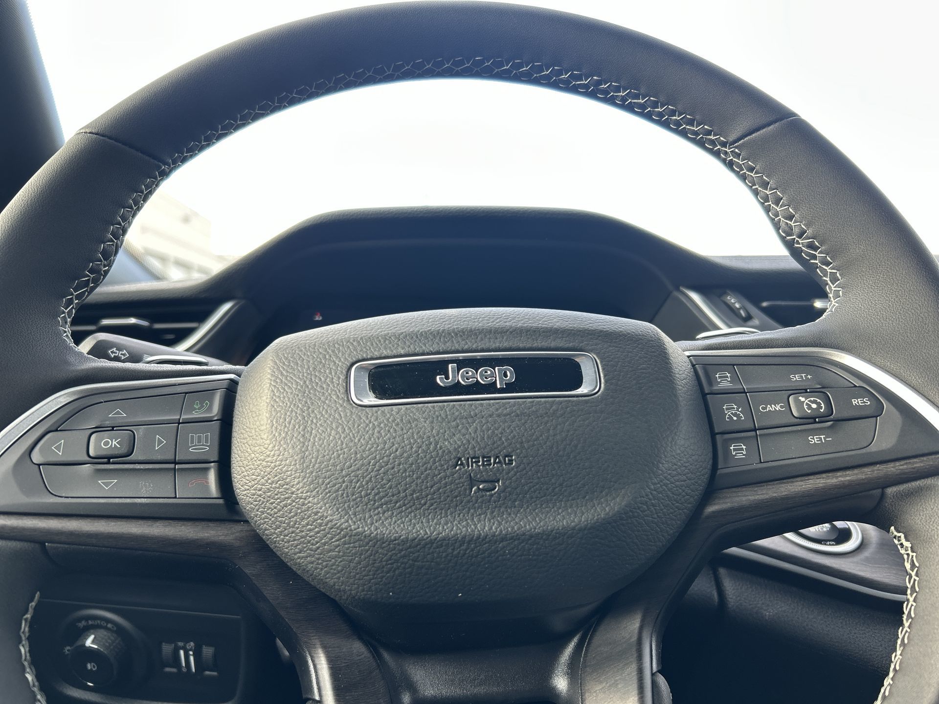 2025 Jeep Grand Cherokee in Woodbridge, Ontario