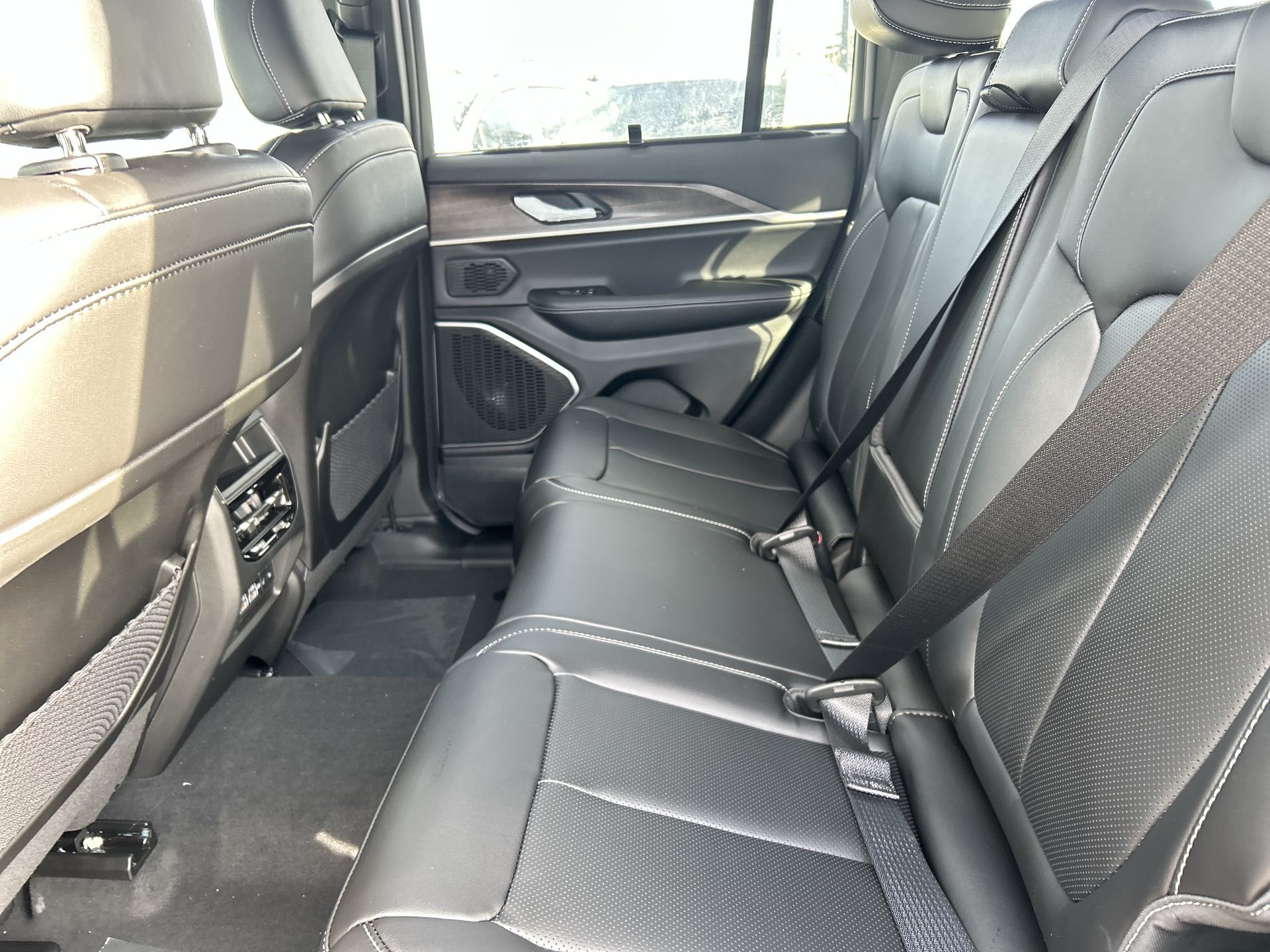 2025 Jeep Grand Cherokee in Woodbridge, Ontario