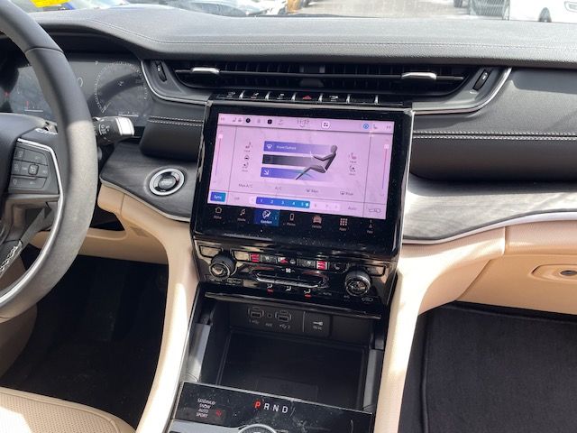 2025 Jeep Grand Cherokee in Woodbridge, Ontario