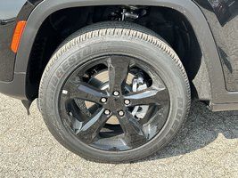 2025 Jeep Grand Cherokee in Woodbridge, Ontario