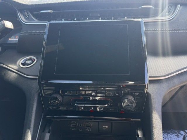 2026 Jeep Grand Cherokee in Woodbridge, Ontario