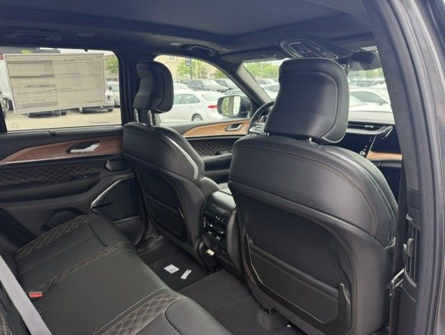 Jeep Grand Cherokee  2026 à Woodbridge, Ontario