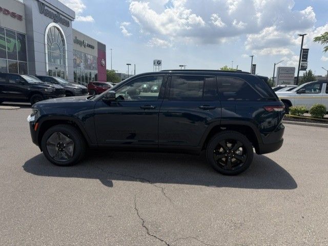 2026 Jeep Grand Cherokee in Woodbridge, Ontario