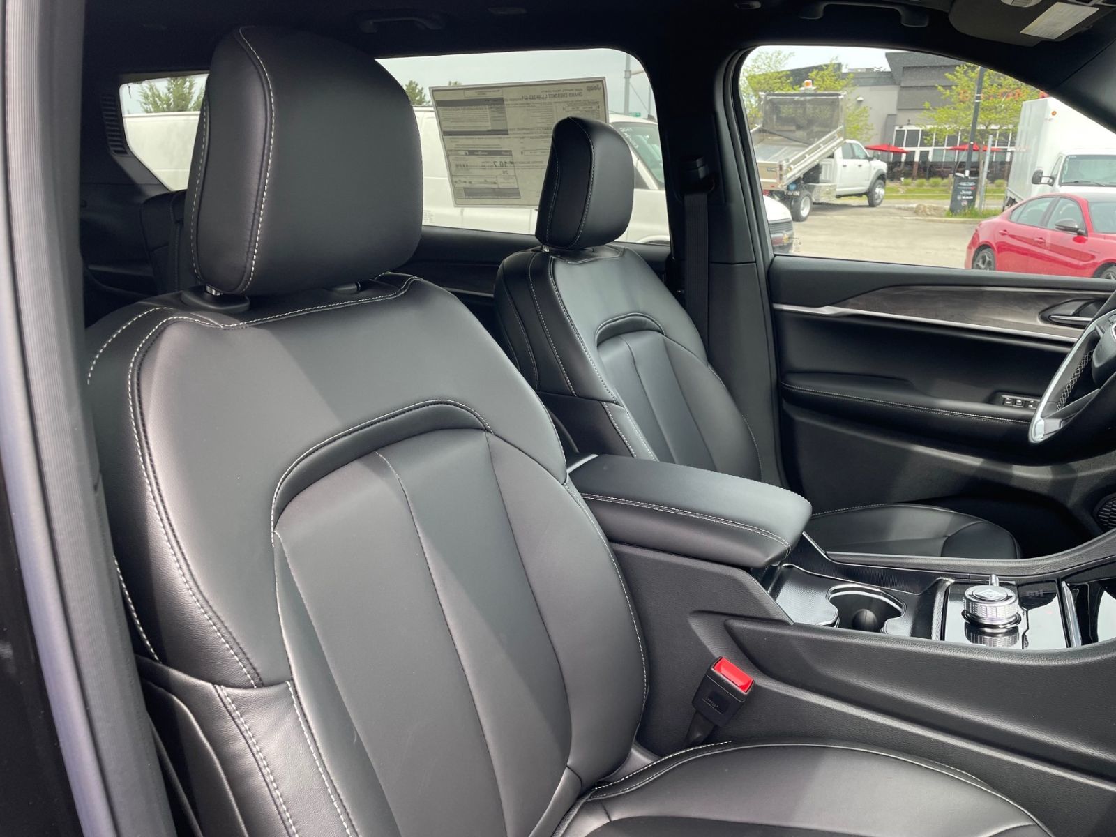 2026 Jeep Grand Cherokee in Woodbridge, Ontario