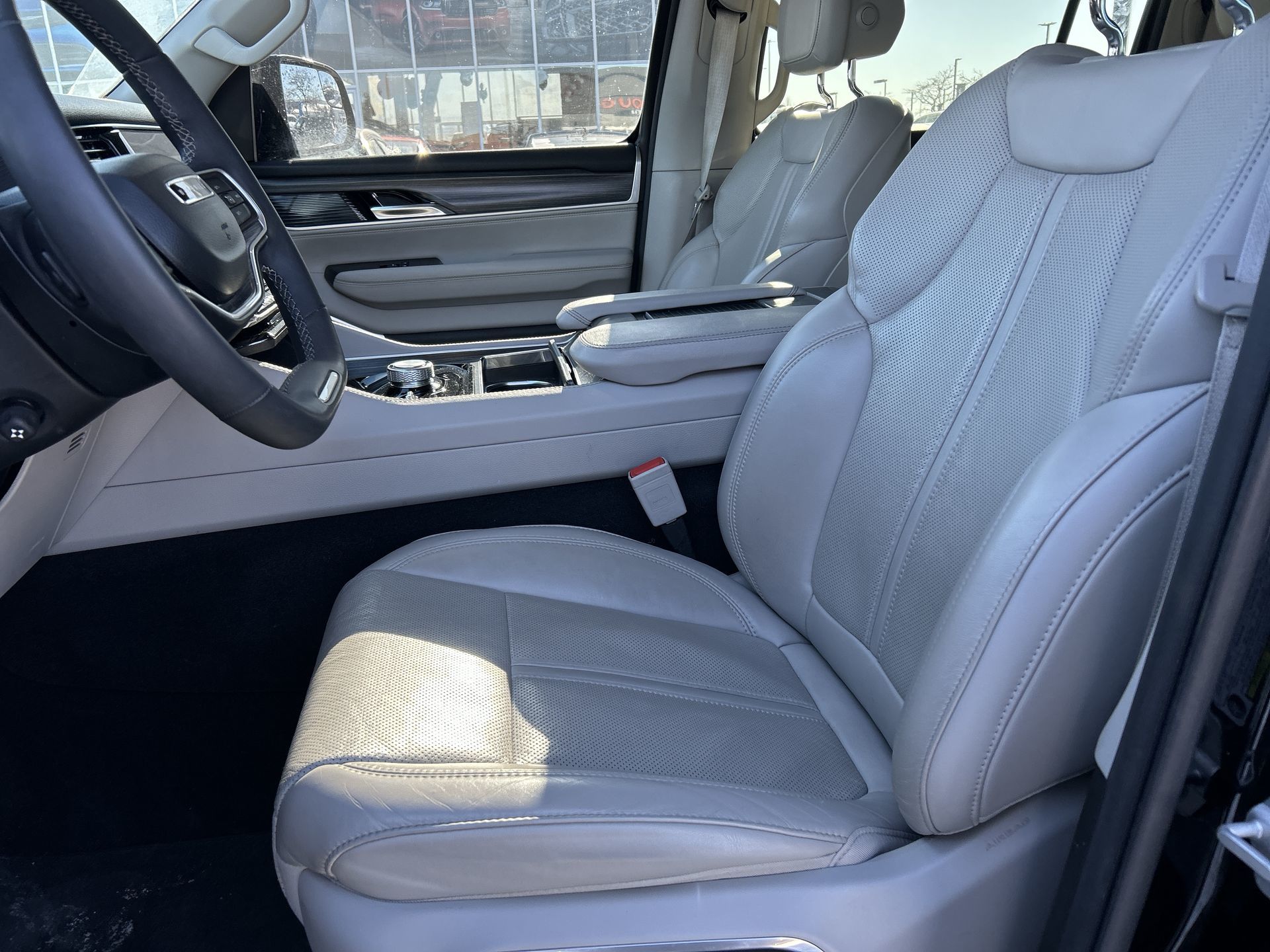 2023 Jeep Wagoneer L in Woodbridge, Ontario