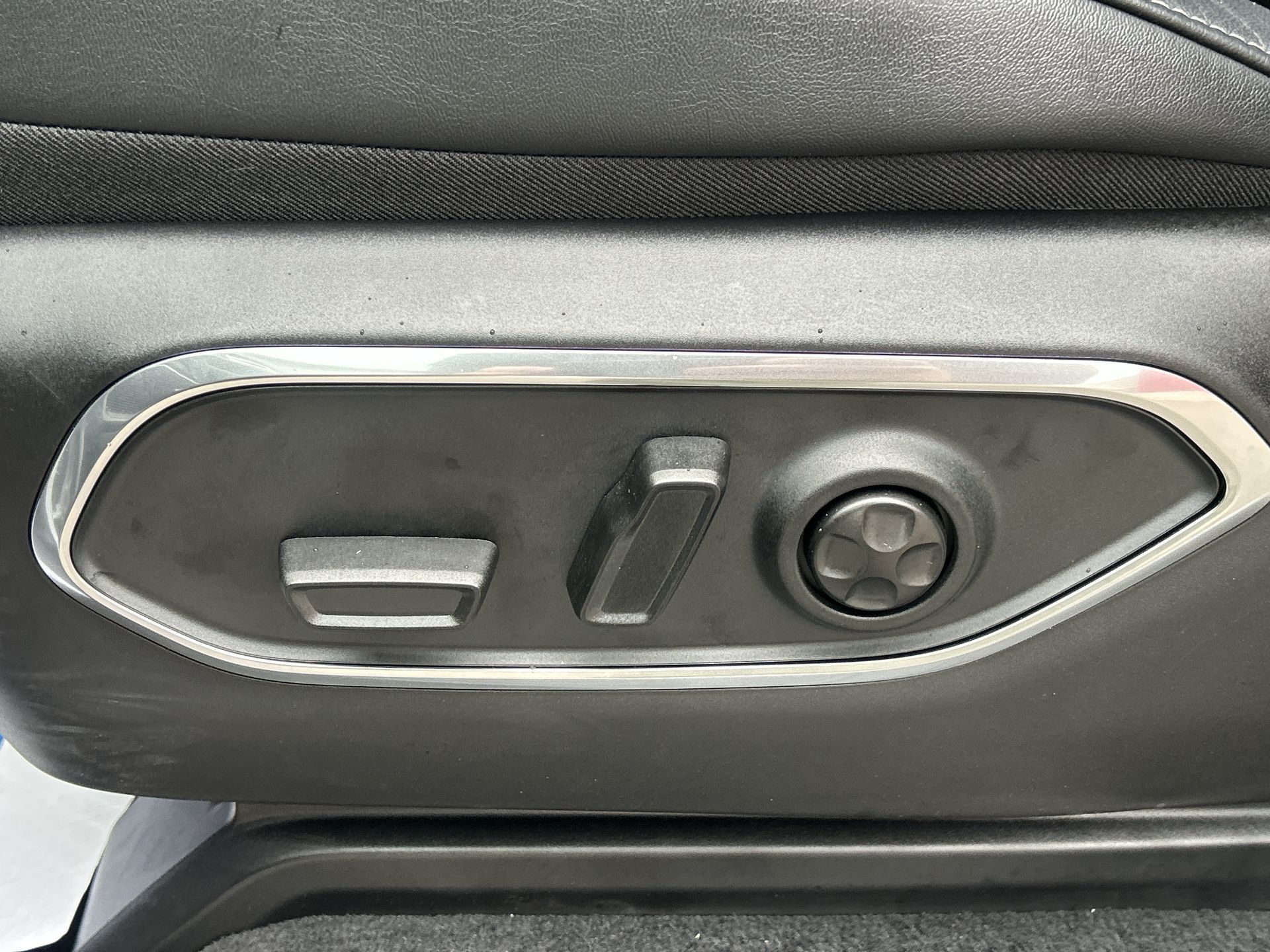 2025 Jeep Wagoneer L