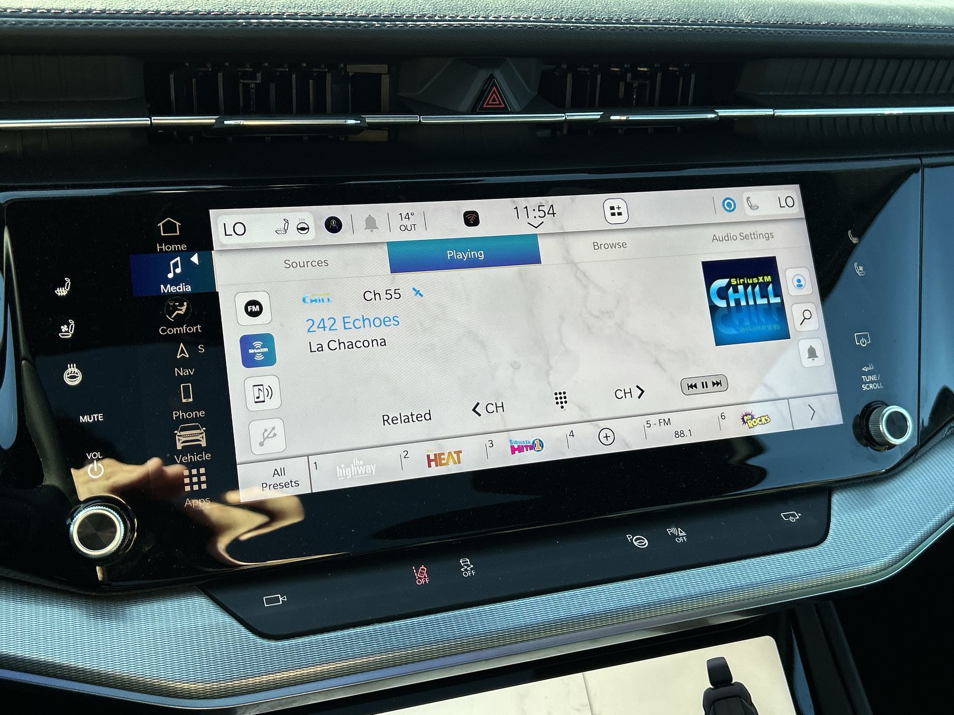 2025 Jeep Wagoneer S