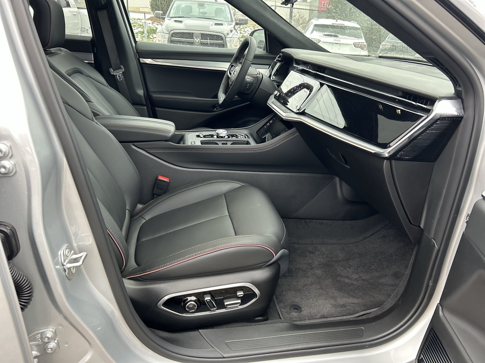 2025 Jeep Wagoneer S