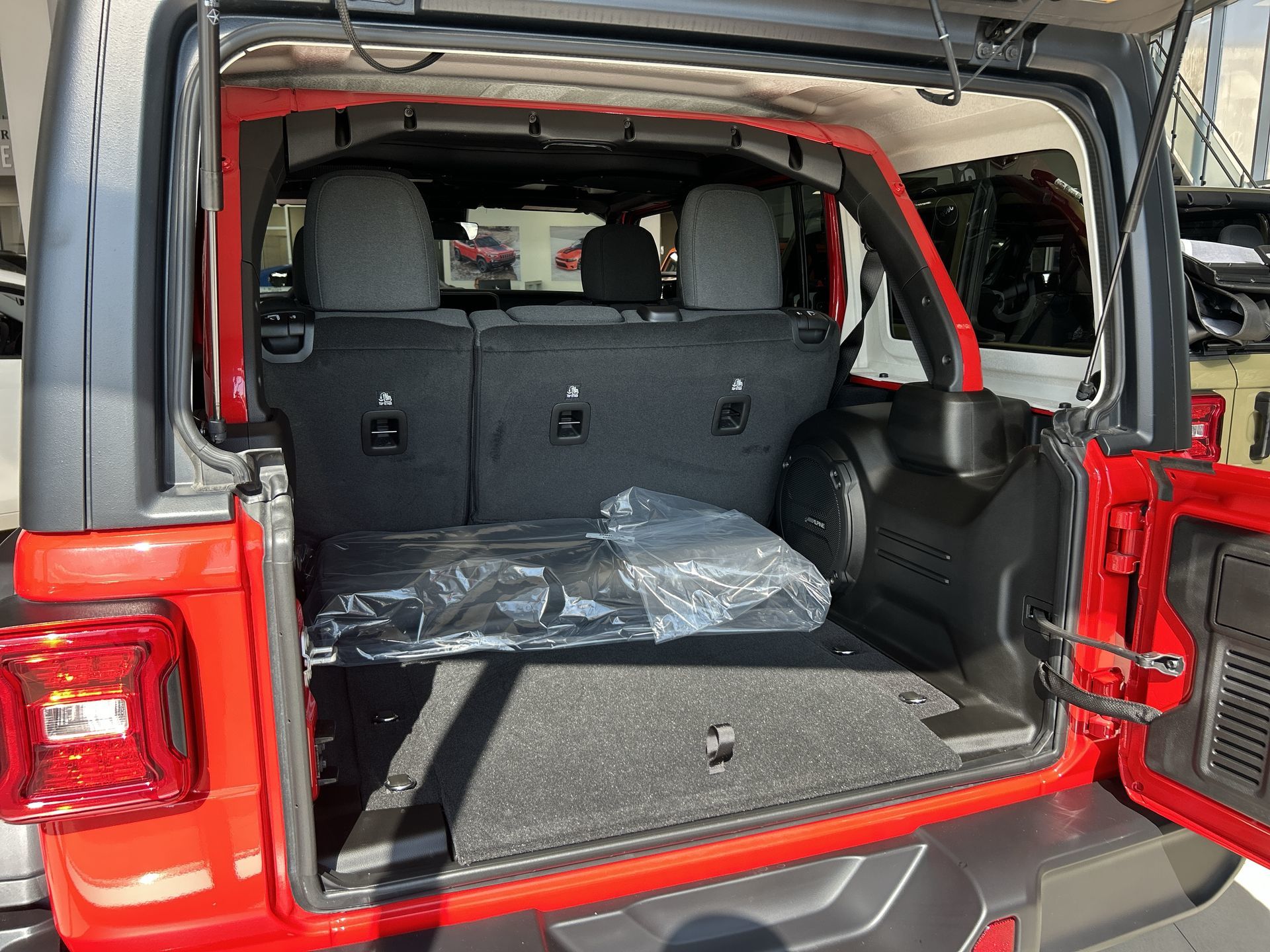 Jeep WRANGLER 4-Door  2024 à Woodbridge, Ontario