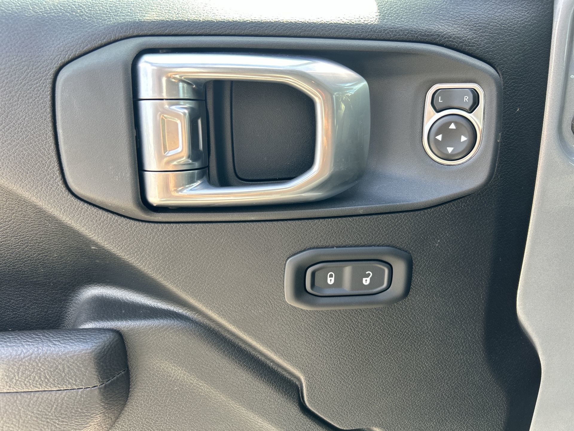 2024 Jeep WRANGLER 4-Door in Woodbridge, Ontario