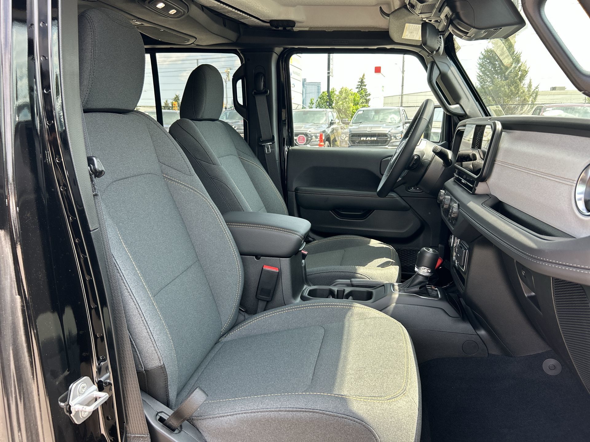 Jeep WRANGLER 4-Door  2025 à Woodbridge, Ontario