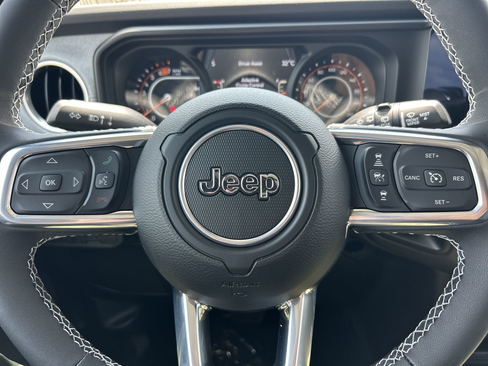 Jeep WRANGLER 4-Door  2025 à Woodbridge, Ontario