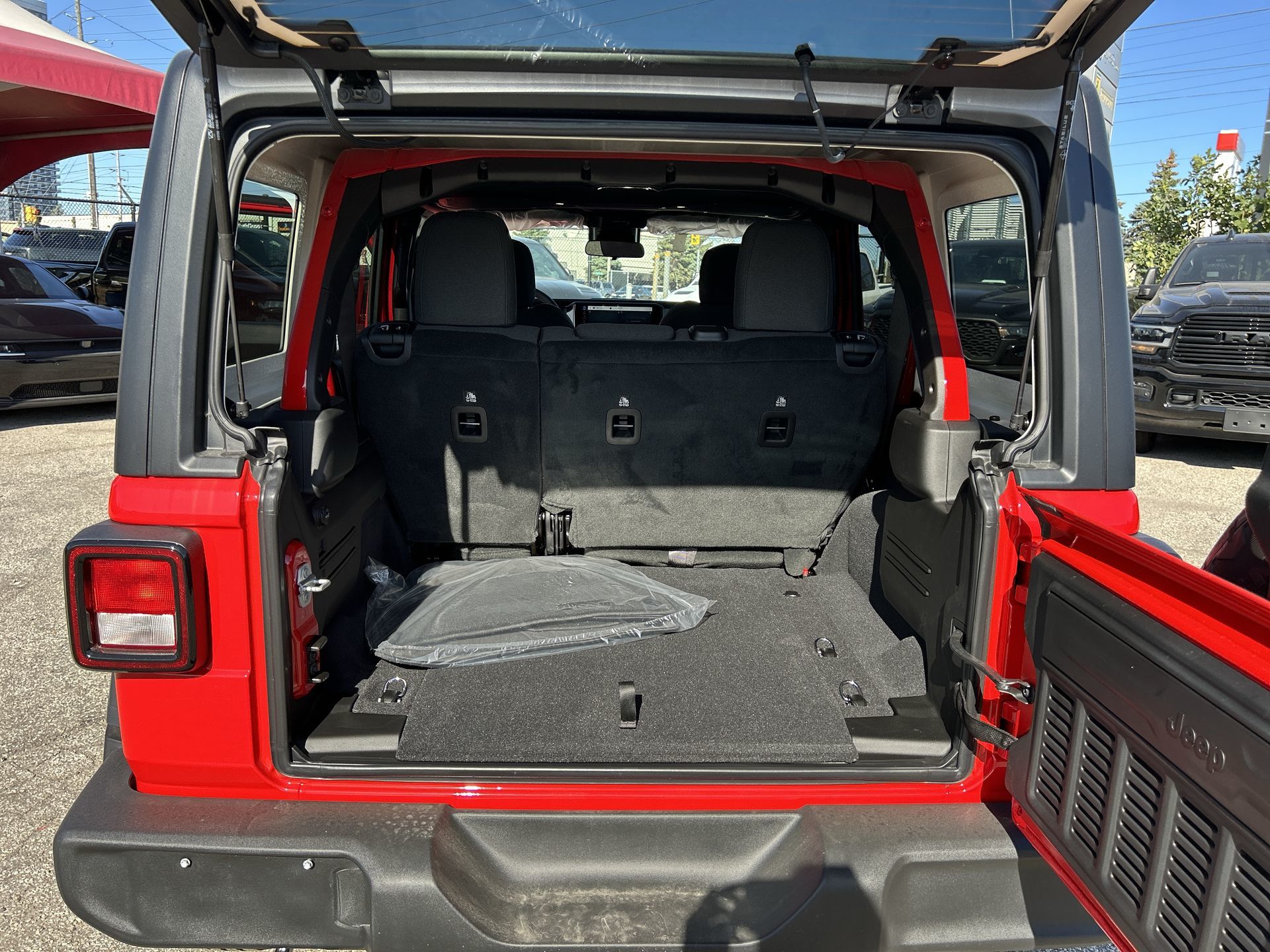 Jeep Wrangler 4-Door  2025 à Woodbridge, Ontario