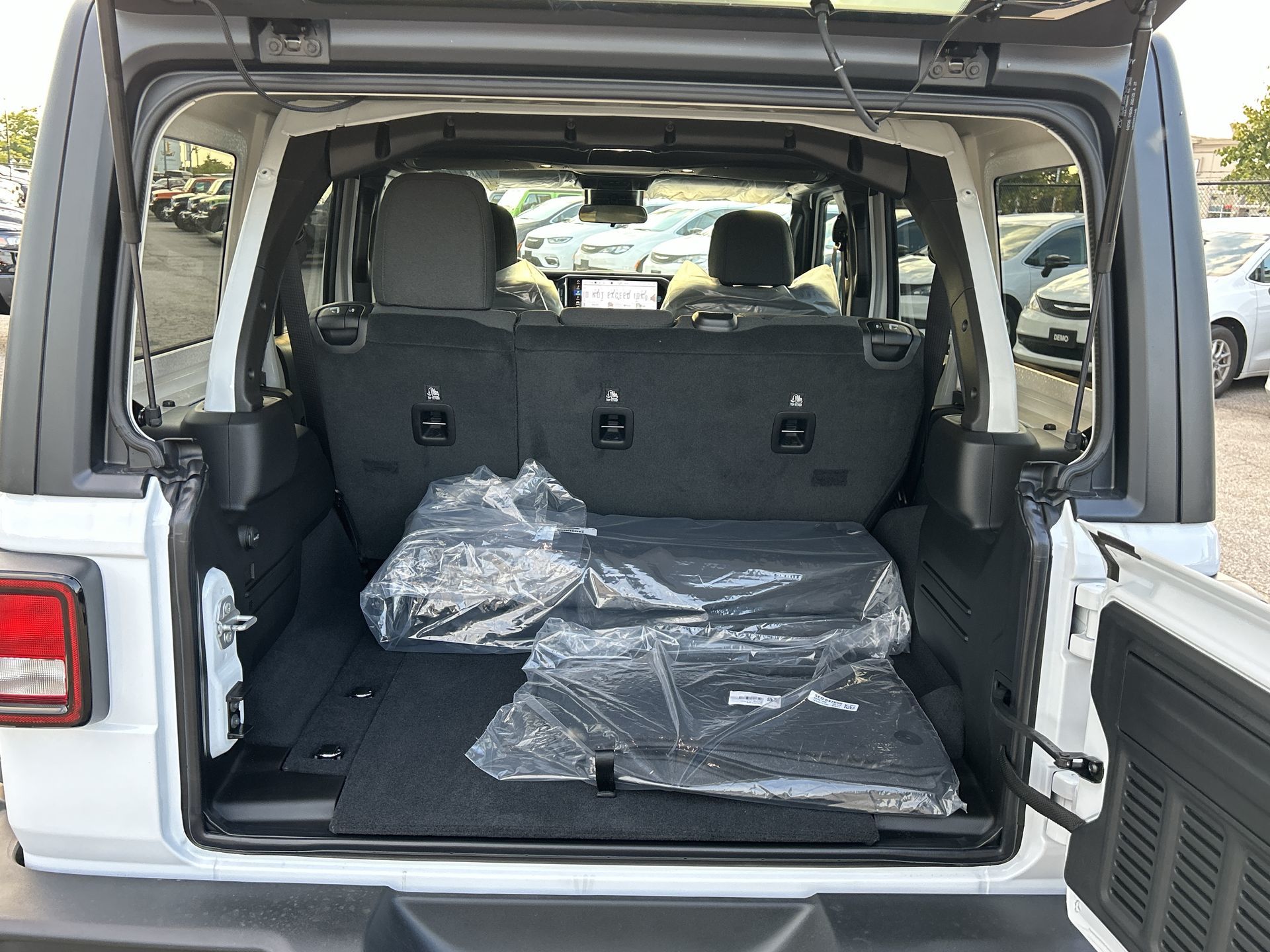 Jeep Wrangler 4-Door  2025 à Woodbridge, Ontario