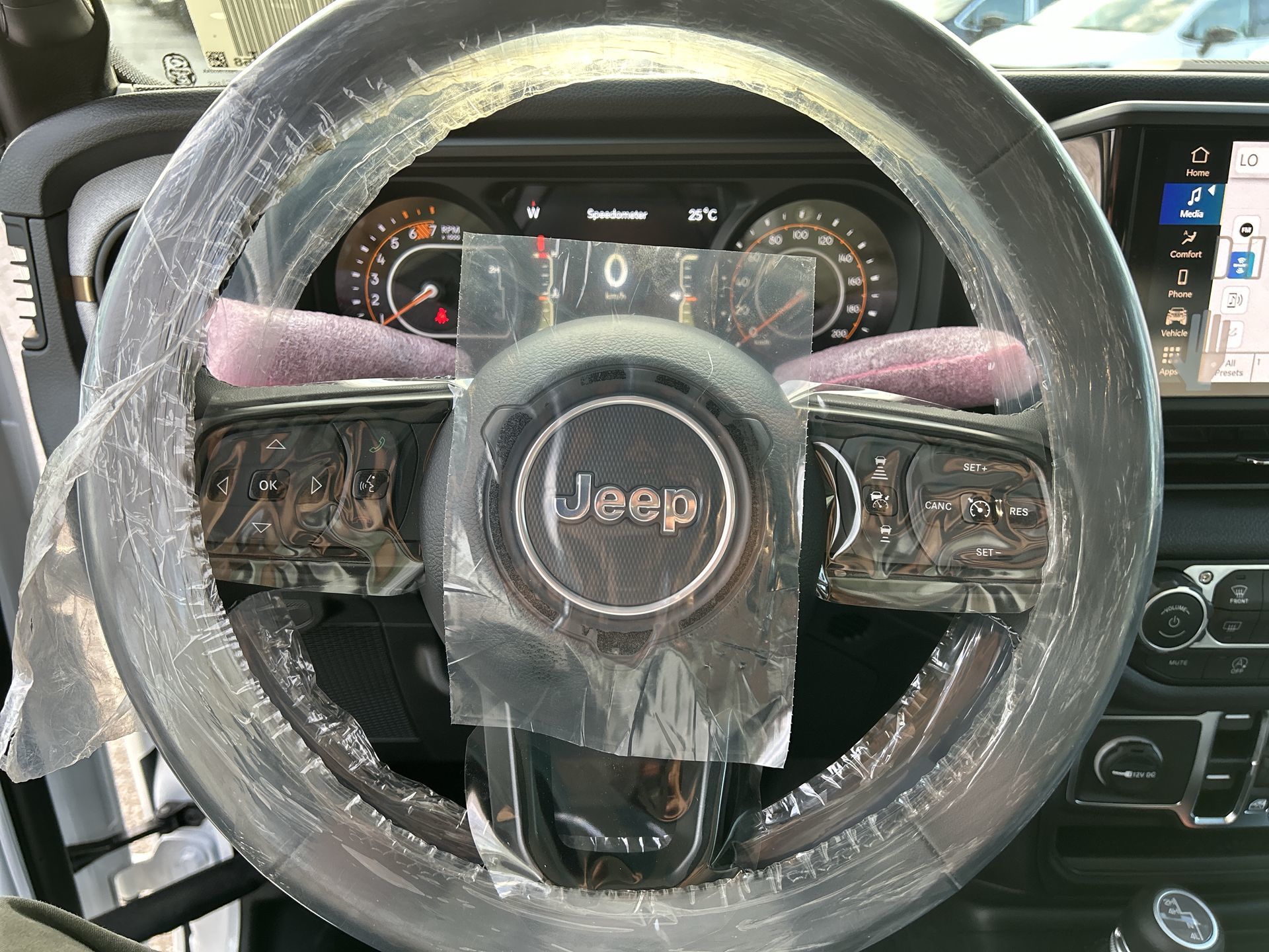 Jeep Wrangler 4-Door  2025 à Woodbridge, Ontario