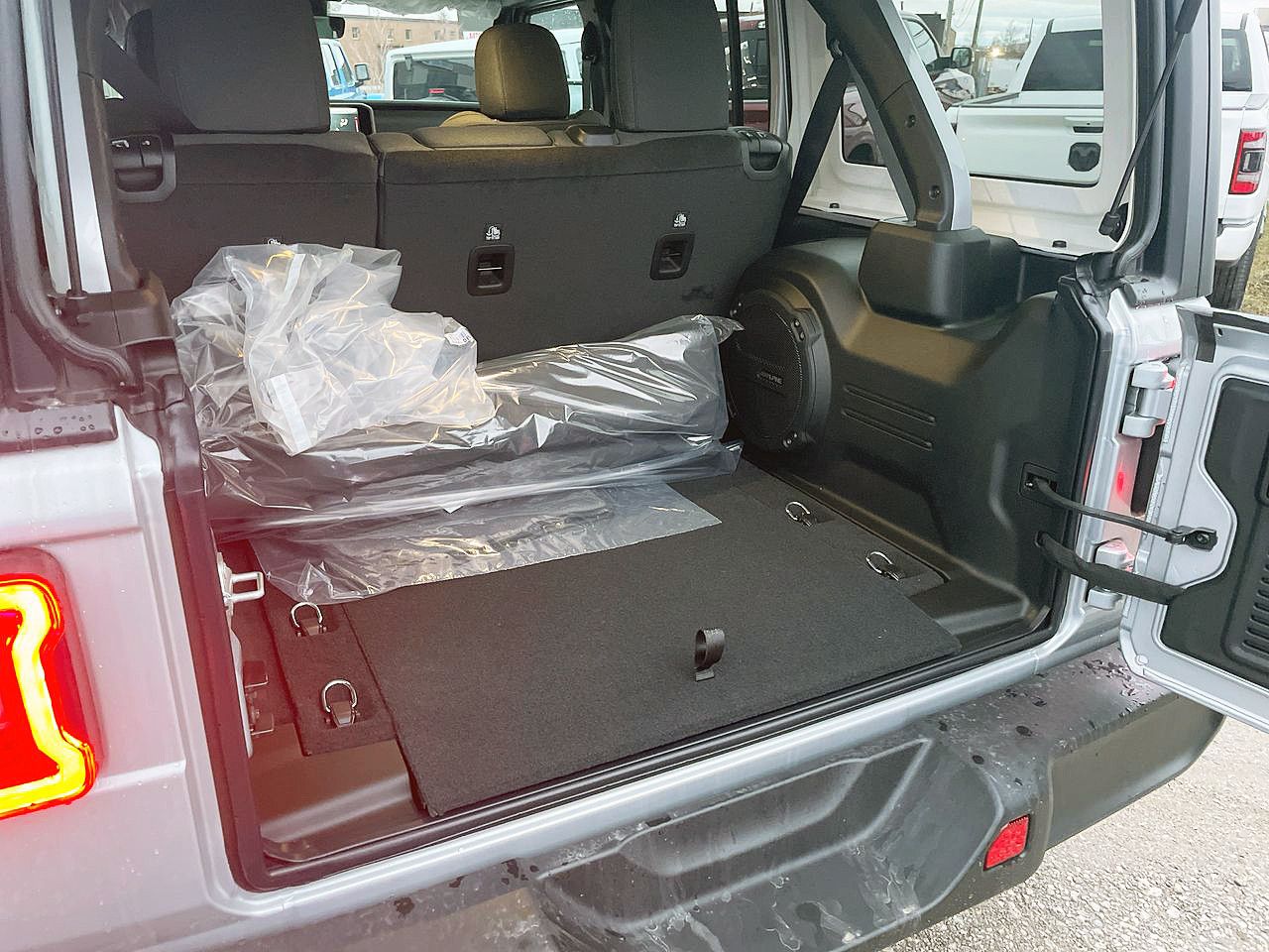 2024 Jeep WRANGLER 4-Door in Woodbridge, Ontario