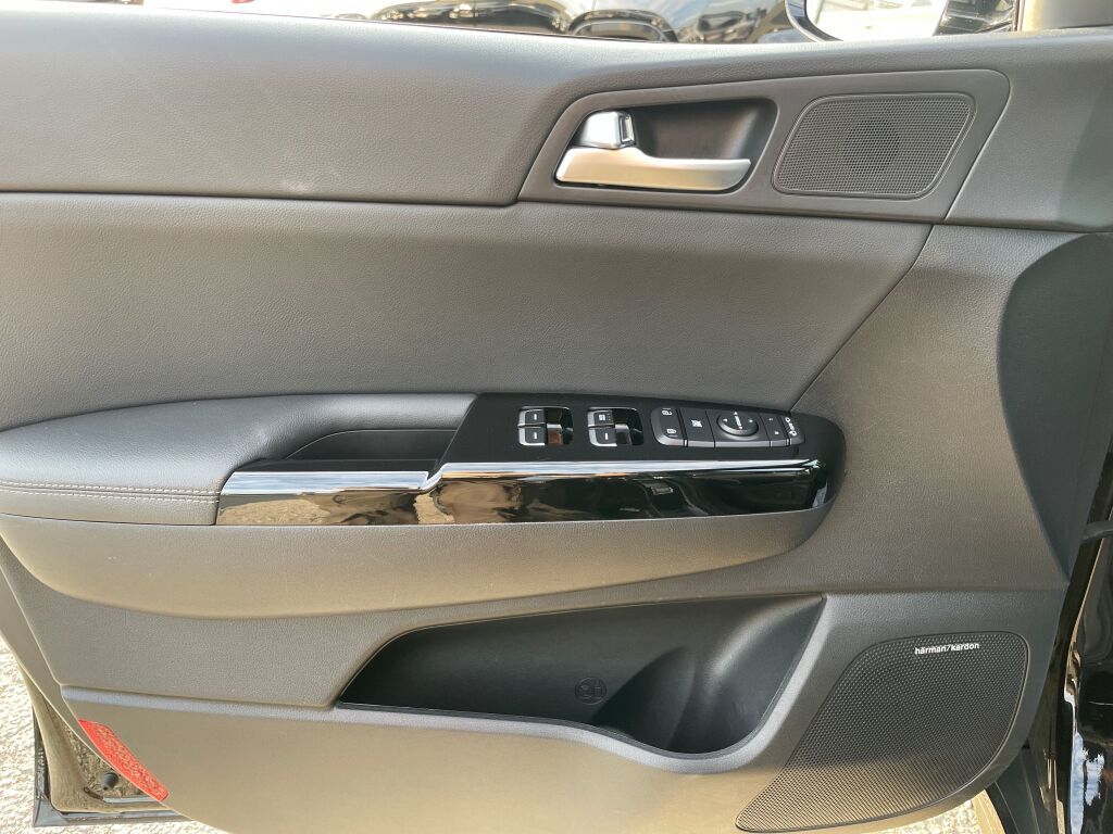 2020 Kia Sportage in Woodbridge, Ontario