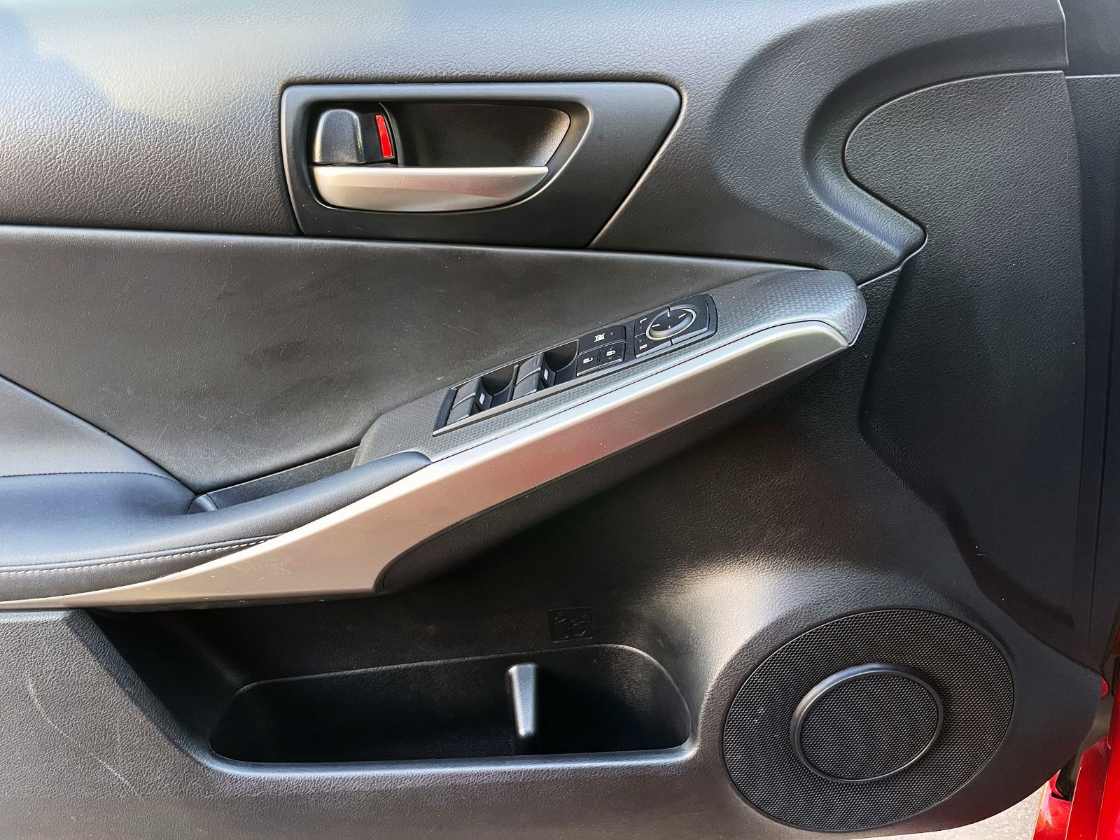 2017 Lexus IS 300 AWD in Woodbridge, Ontario