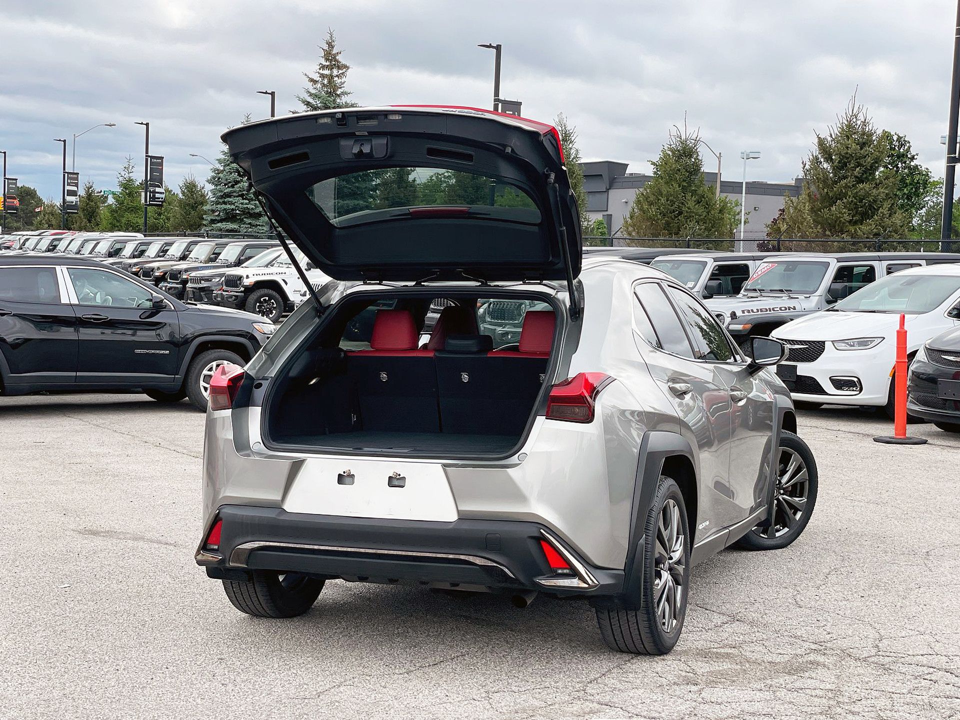 Lexus UX 250h  2020 à Woodbridge, Ontario