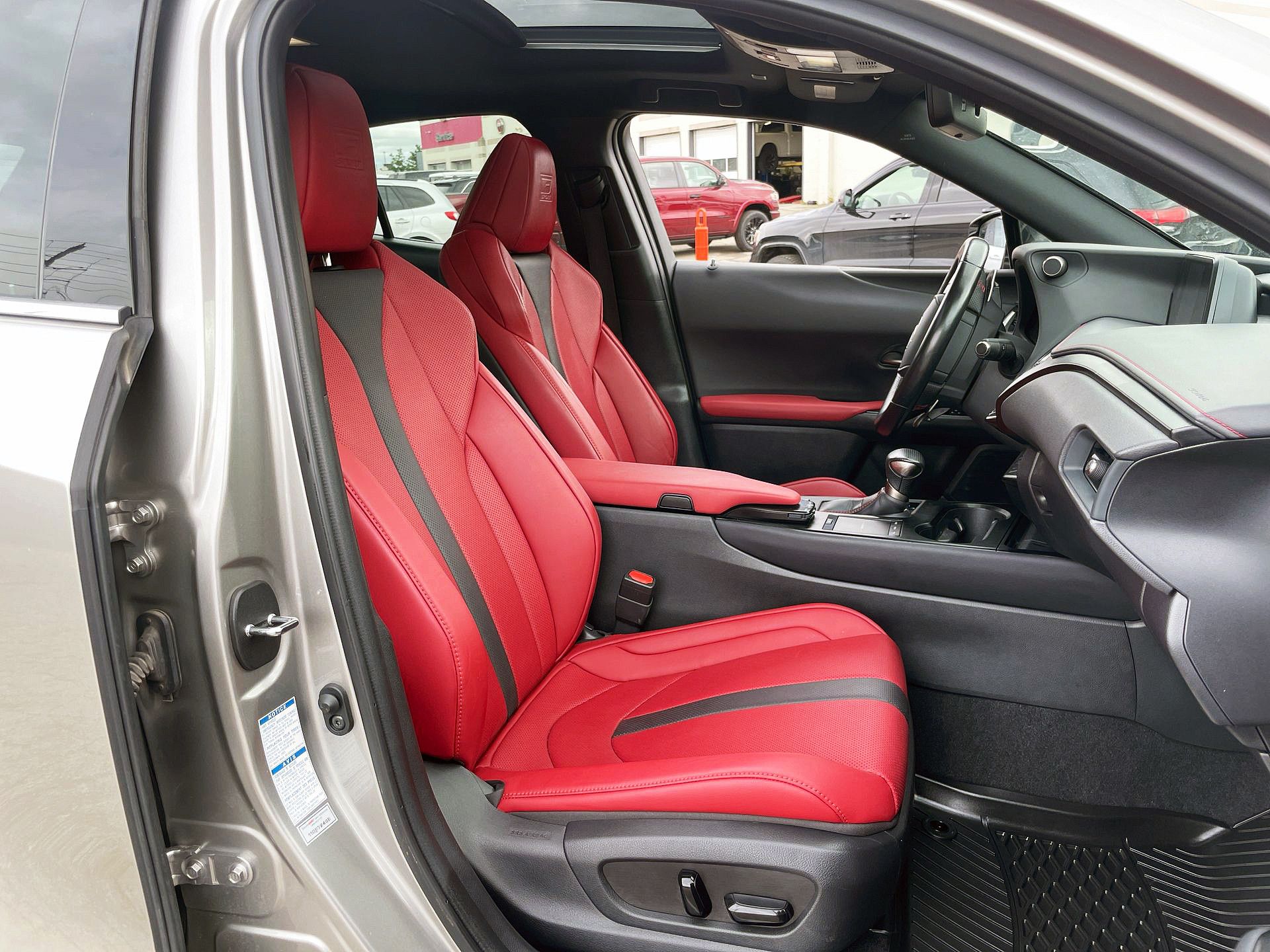 Lexus UX 250h  2020 à Woodbridge, Ontario