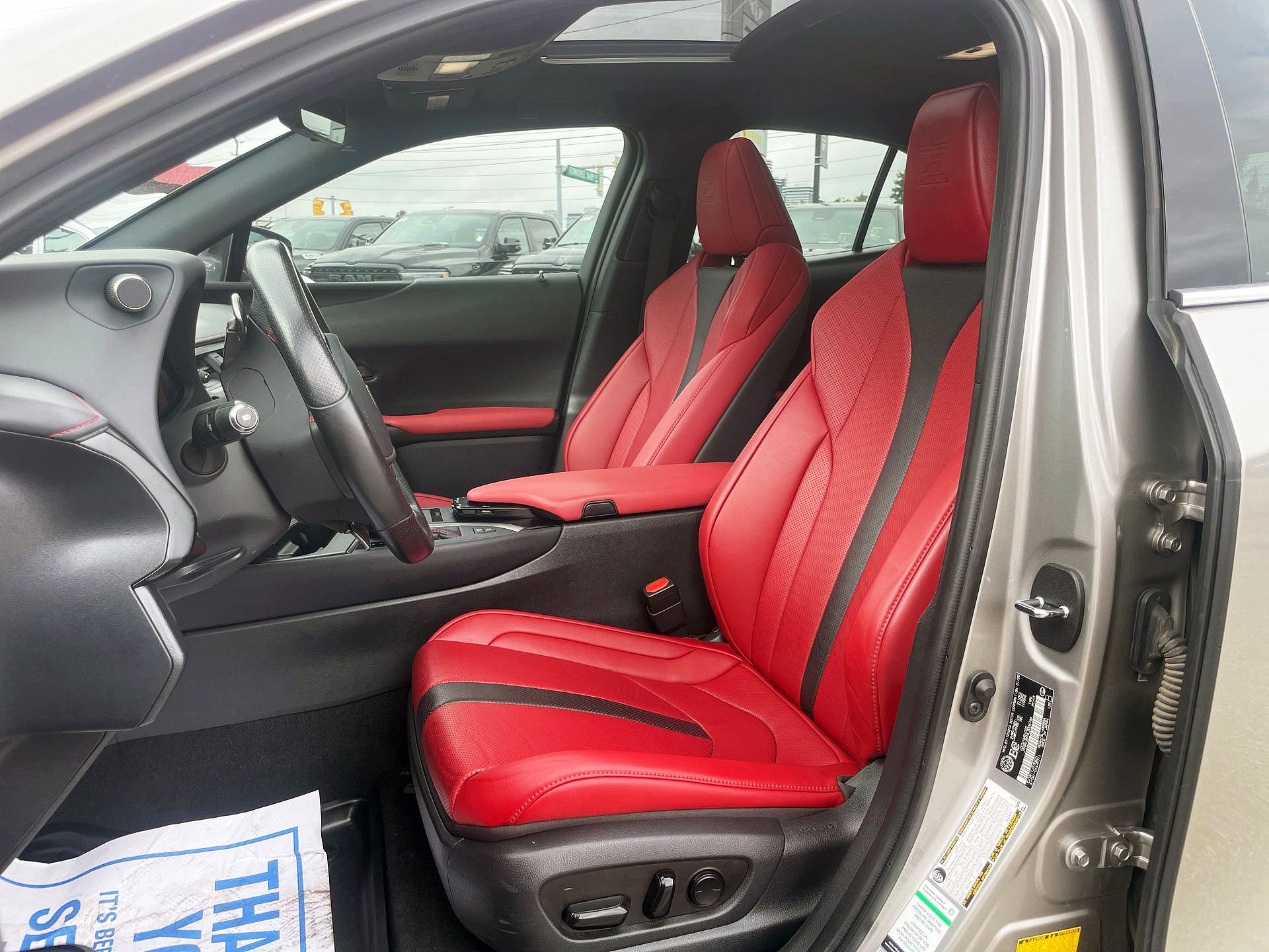Lexus UX 250h  2020 à Woodbridge, Ontario