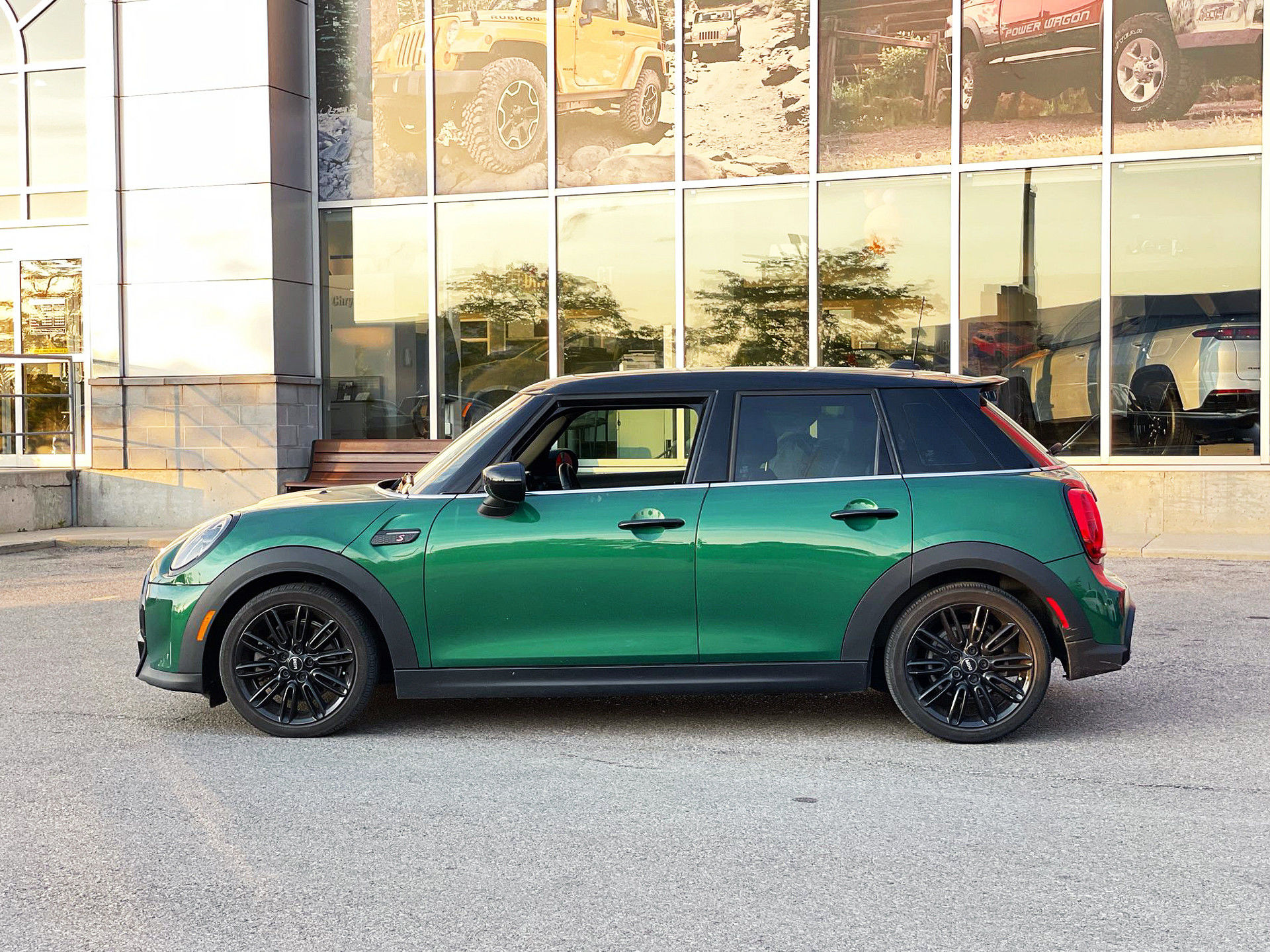 2023 MINI Cooper S in Woodbridge, Ontario