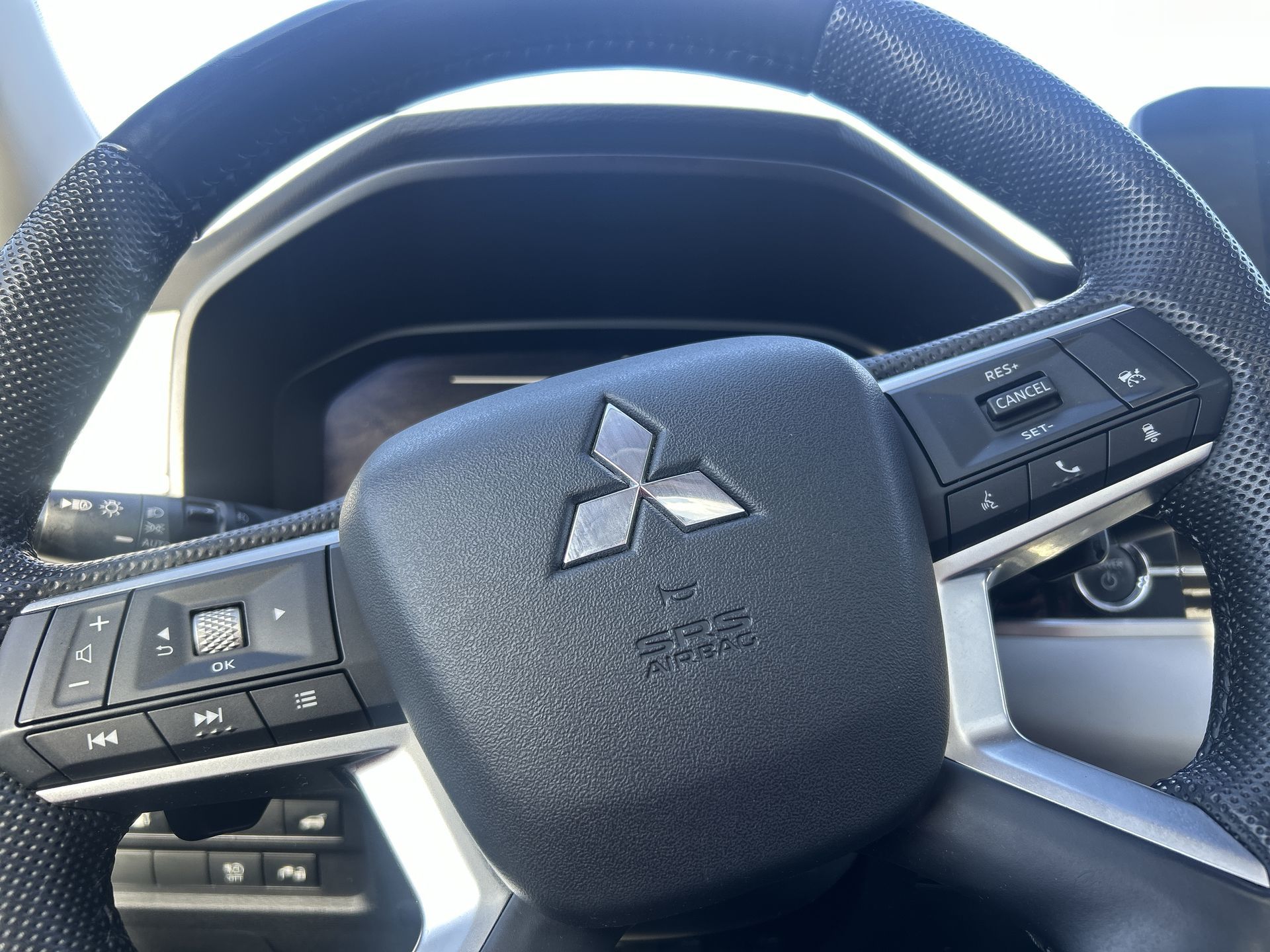 2023 Mitsubishi Outlander PHEV