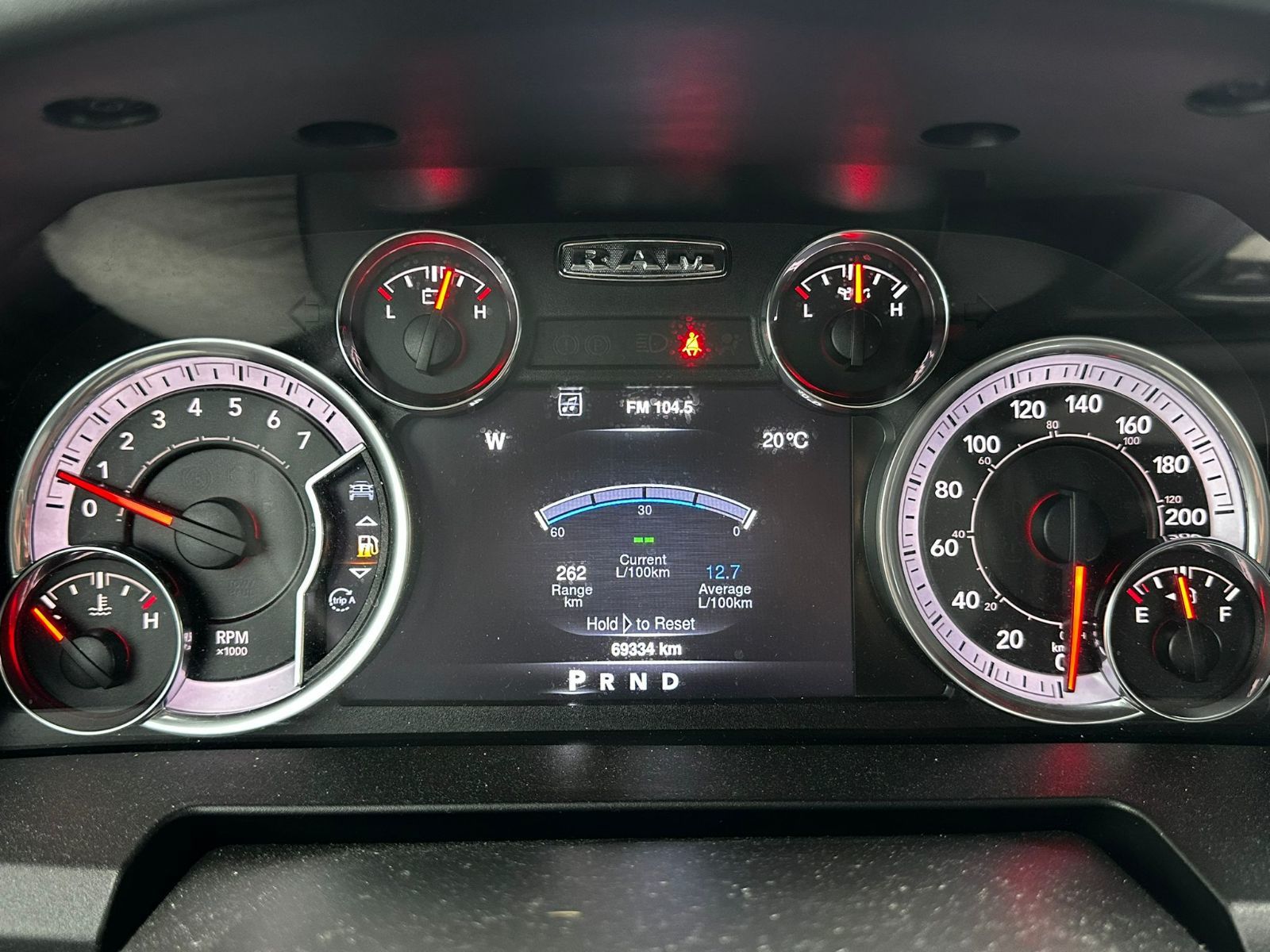 Ram RAM 1500 Classic Crew Cab 4x4 (DS)  2021 à Woodbridge, Ontario