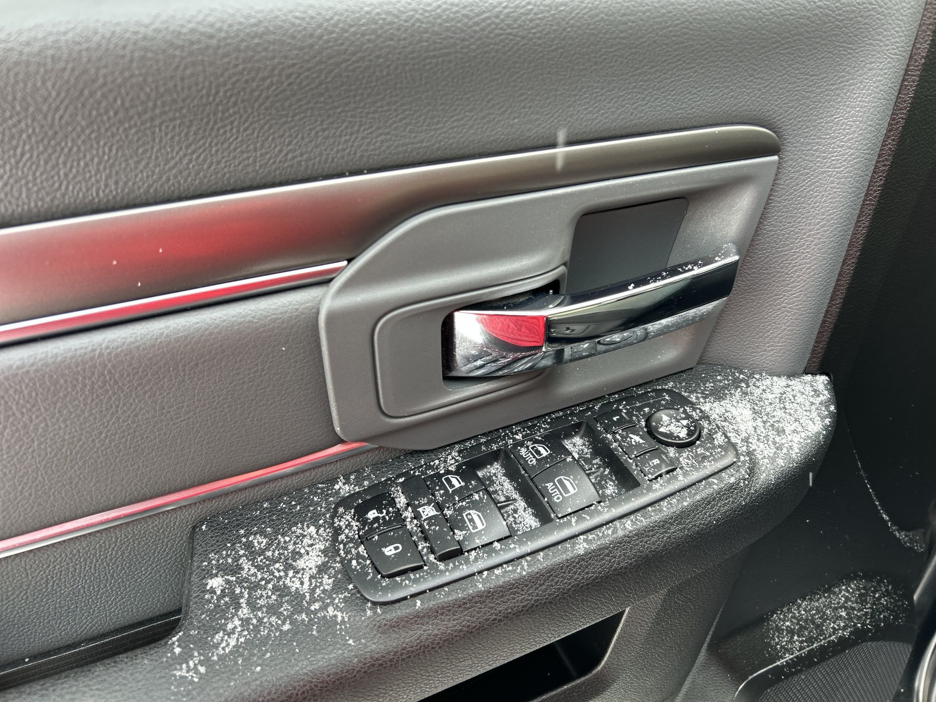 2021 Ram RAM 1500 Classic Crew Cab 4x4 (DS)