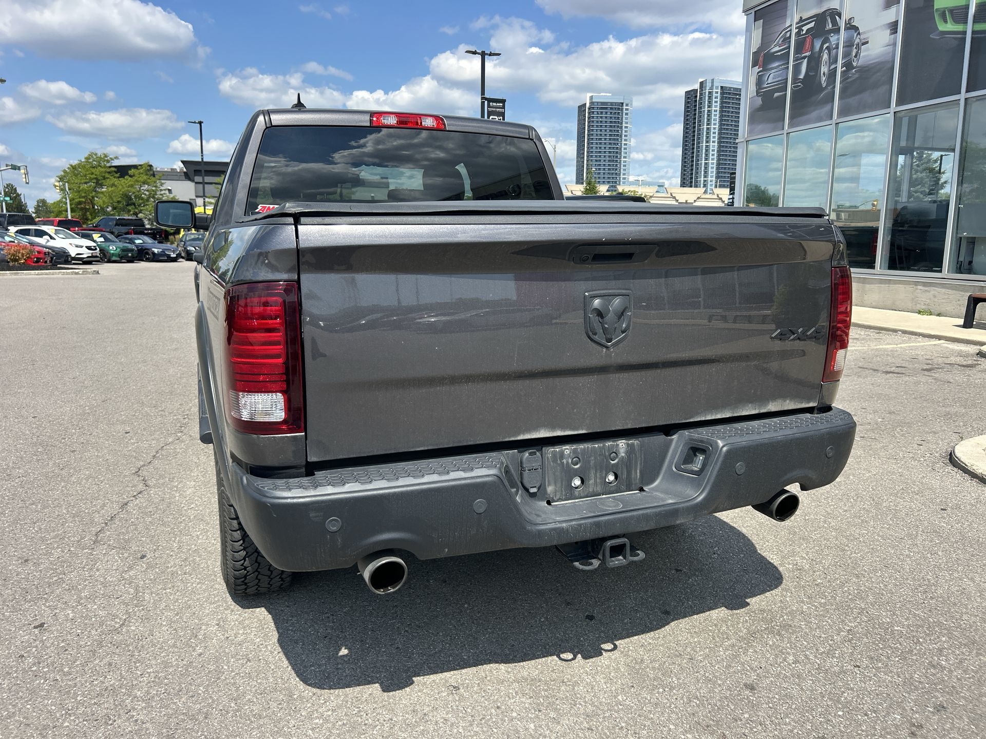 2022 Ram RAM 1500 Classic Crew Cab 4x4 (DS)