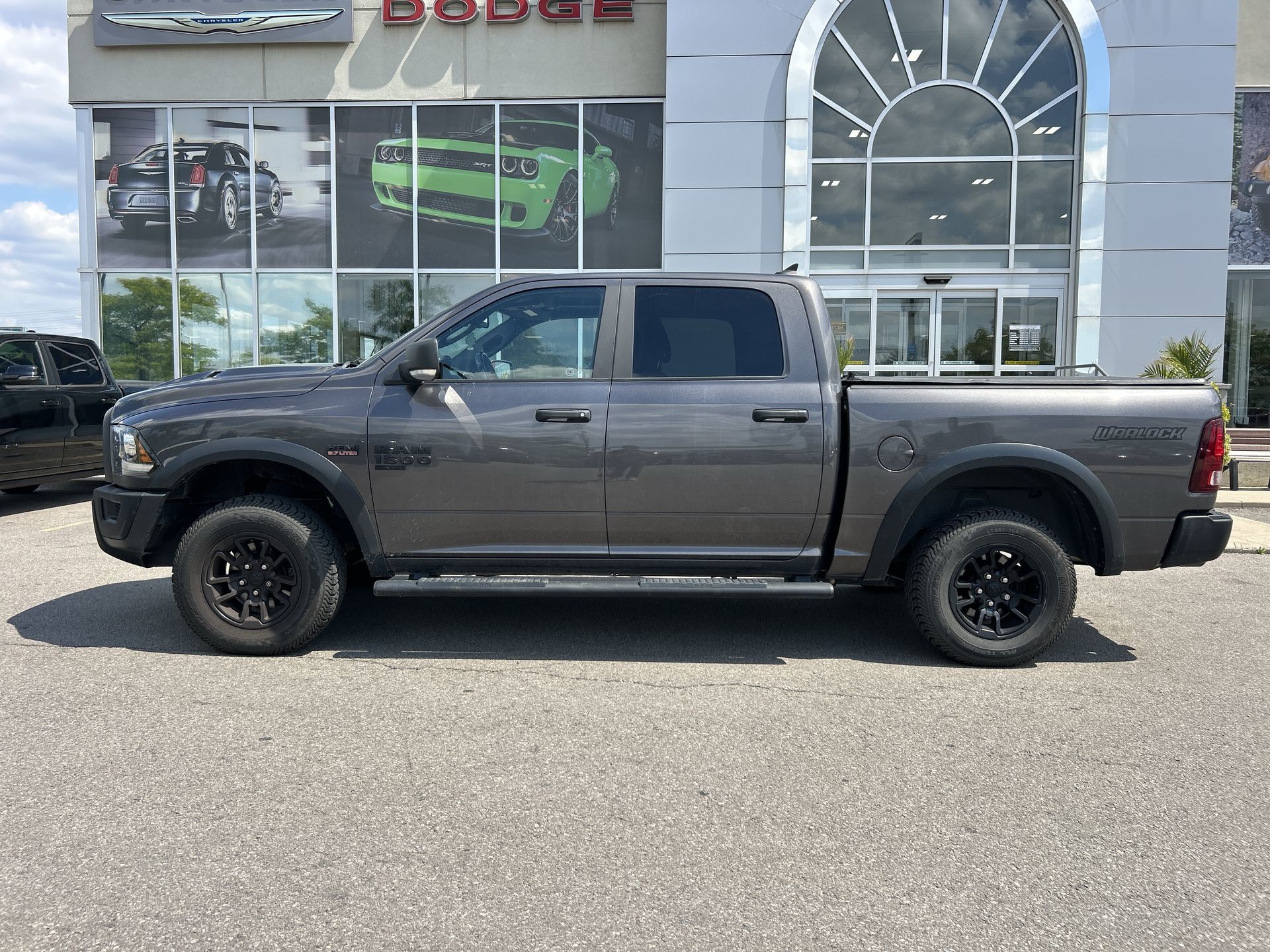 2022 Ram RAM 1500 Classic Crew Cab 4x4 (DS)