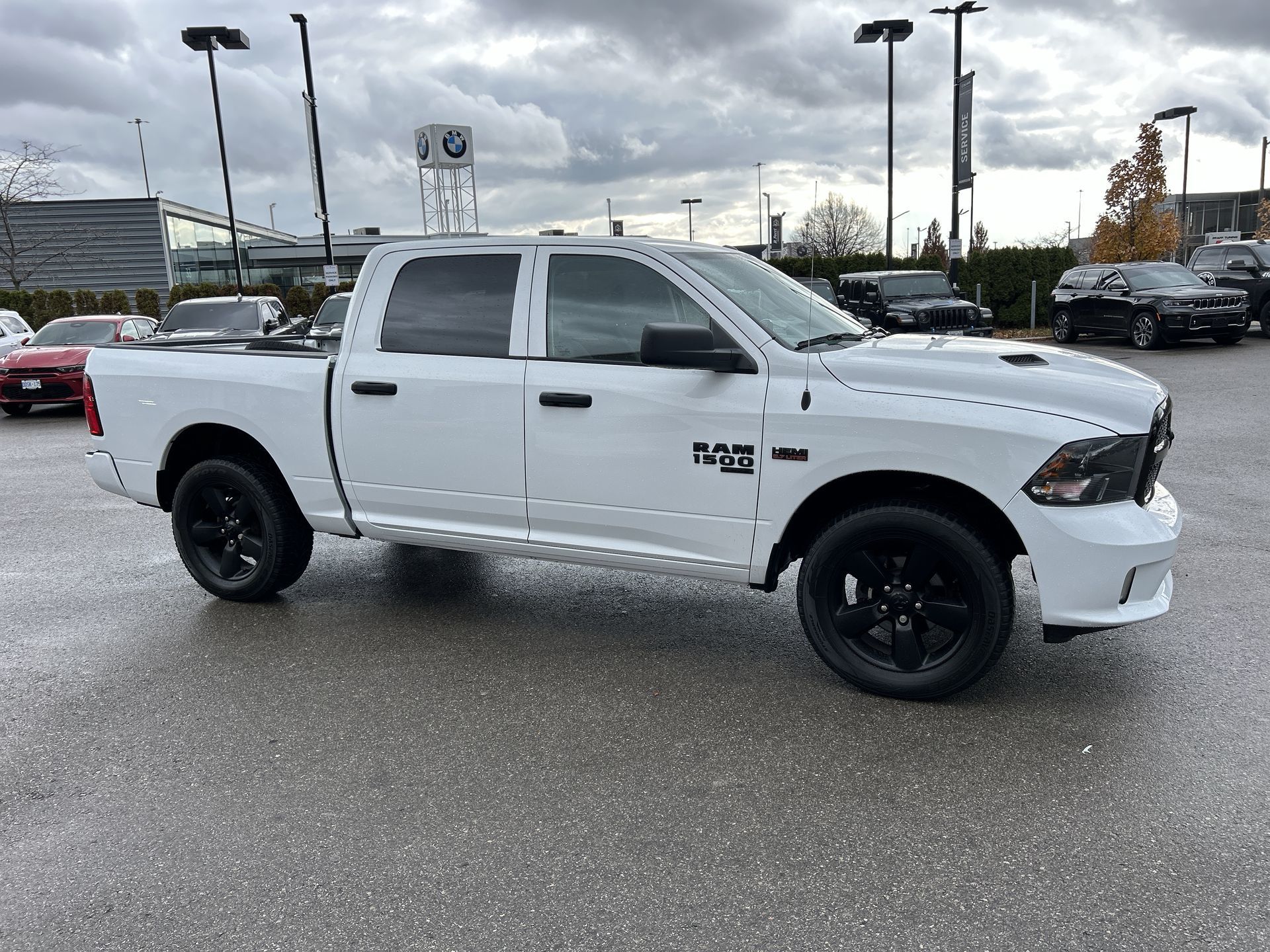 2022 Ram RAM 1500 Classic Crew Cab 4x4 (DS)