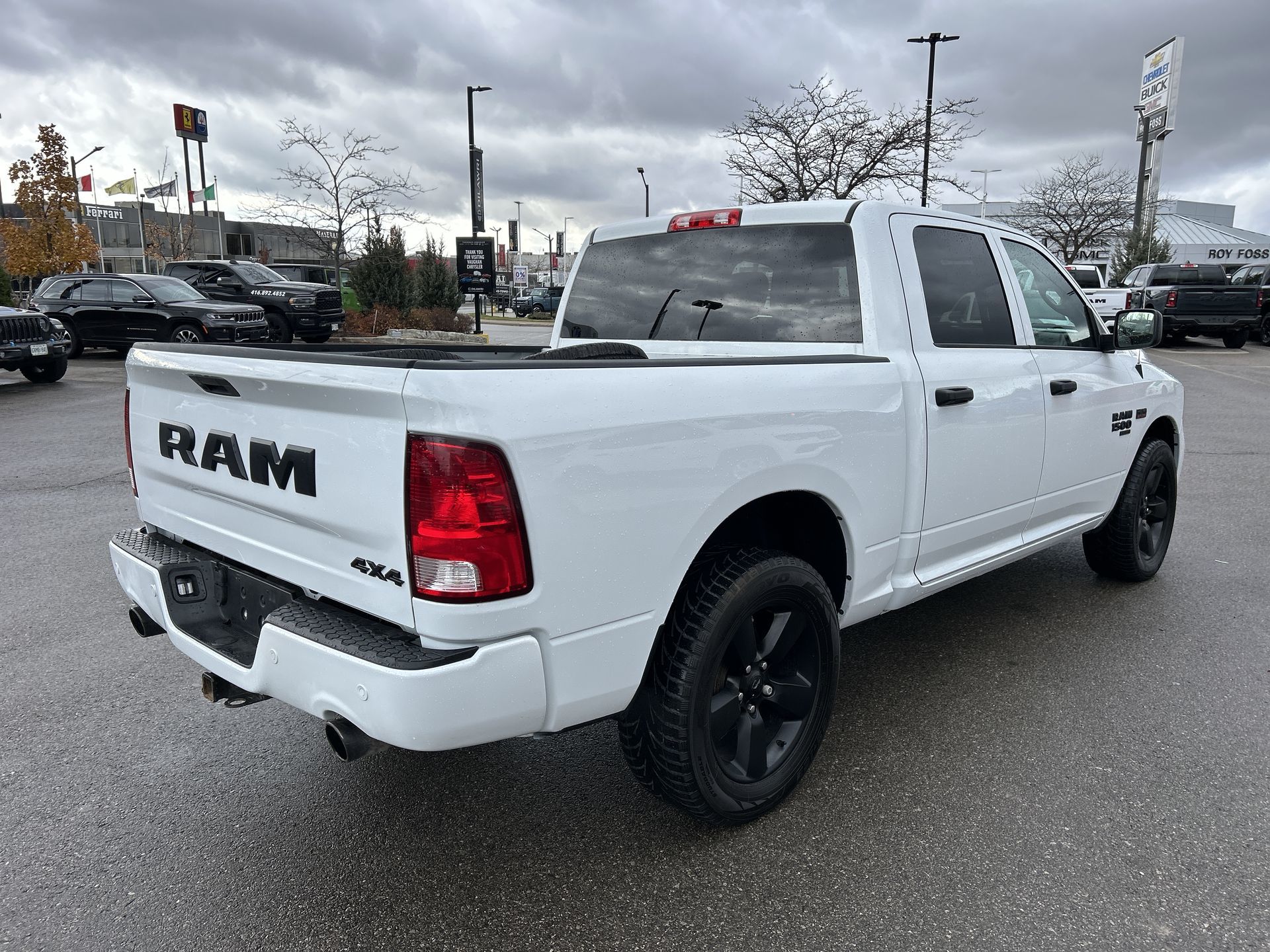 2022 Ram RAM 1500 Classic Crew Cab 4x4 (DS)