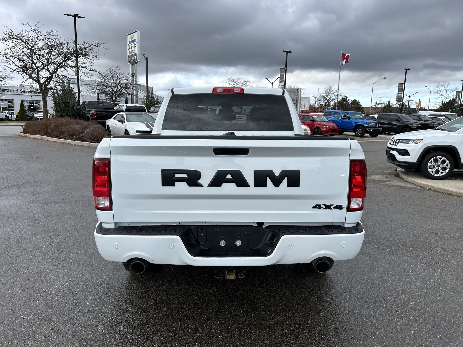2022 Ram RAM 1500 Classic Crew Cab 4x4 (DS)