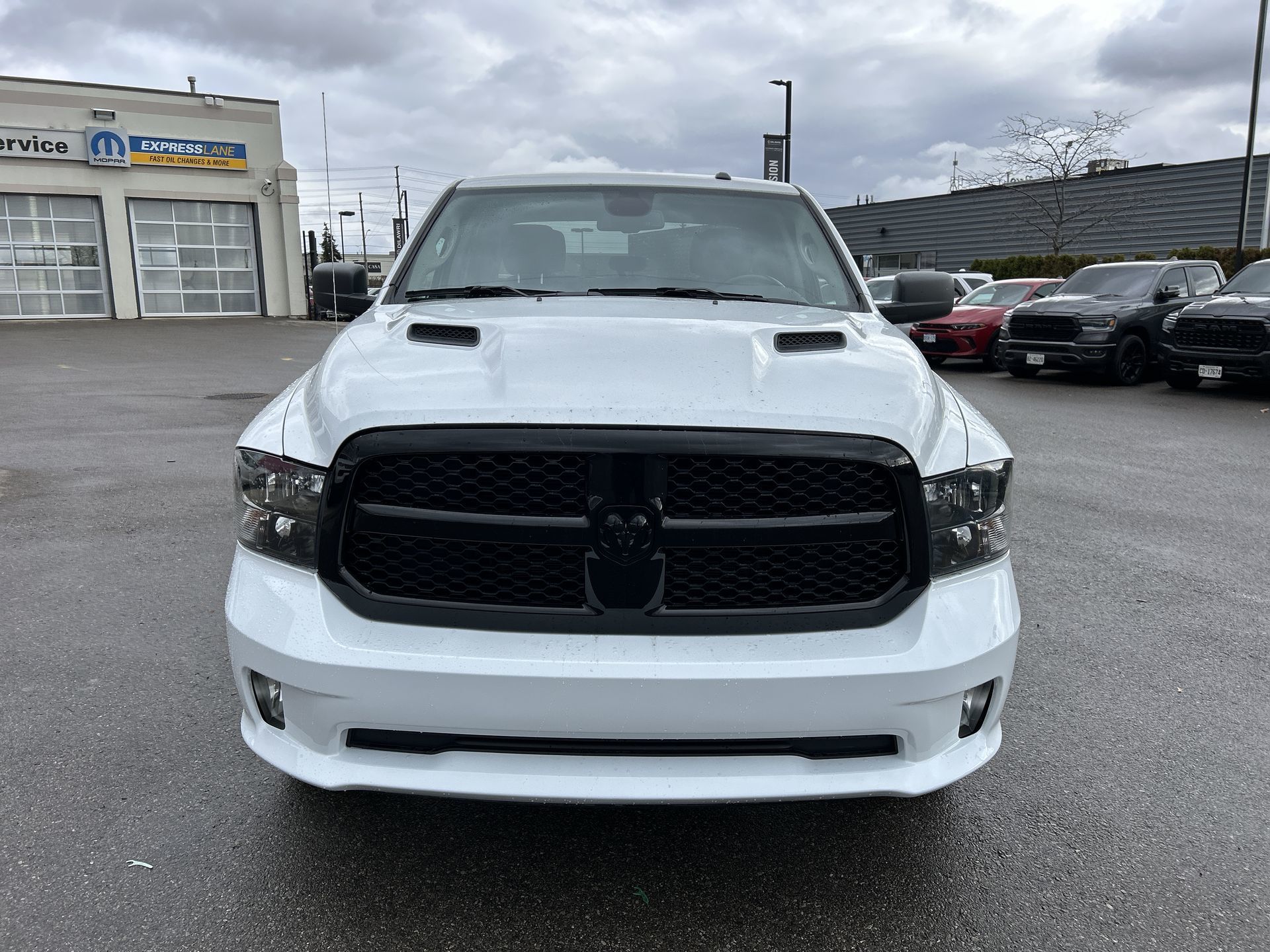 2022 Ram RAM 1500 Classic Crew Cab 4x4 (DS)