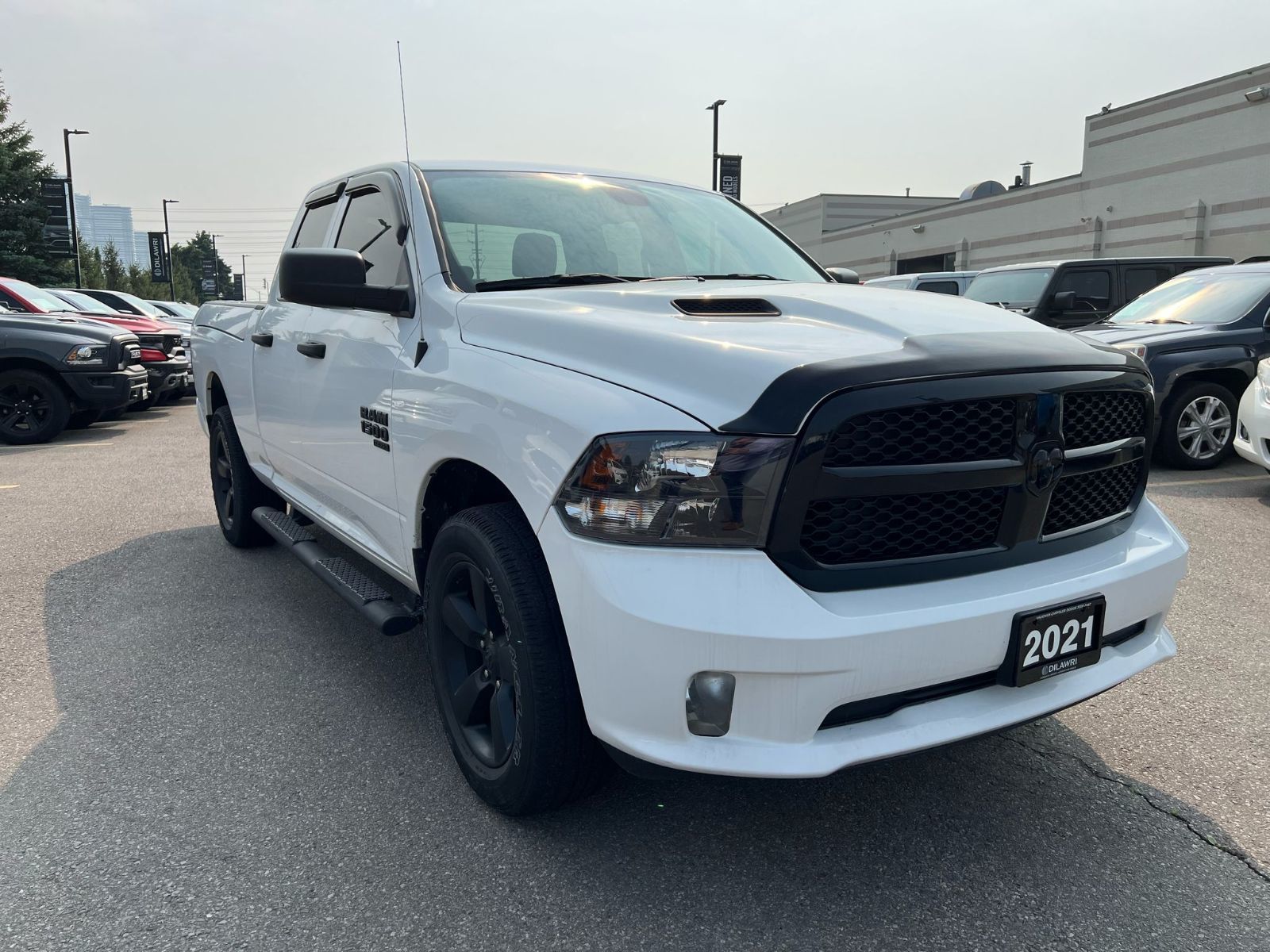 2021 Ram RAM 1500 Classic Quad Cab 4x4 (DS) in Woodbridge, Ontario