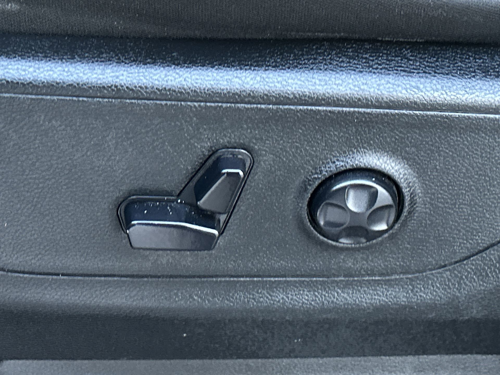 2020 Ram RAM 1500 Crew Cab 4x4 (DT)