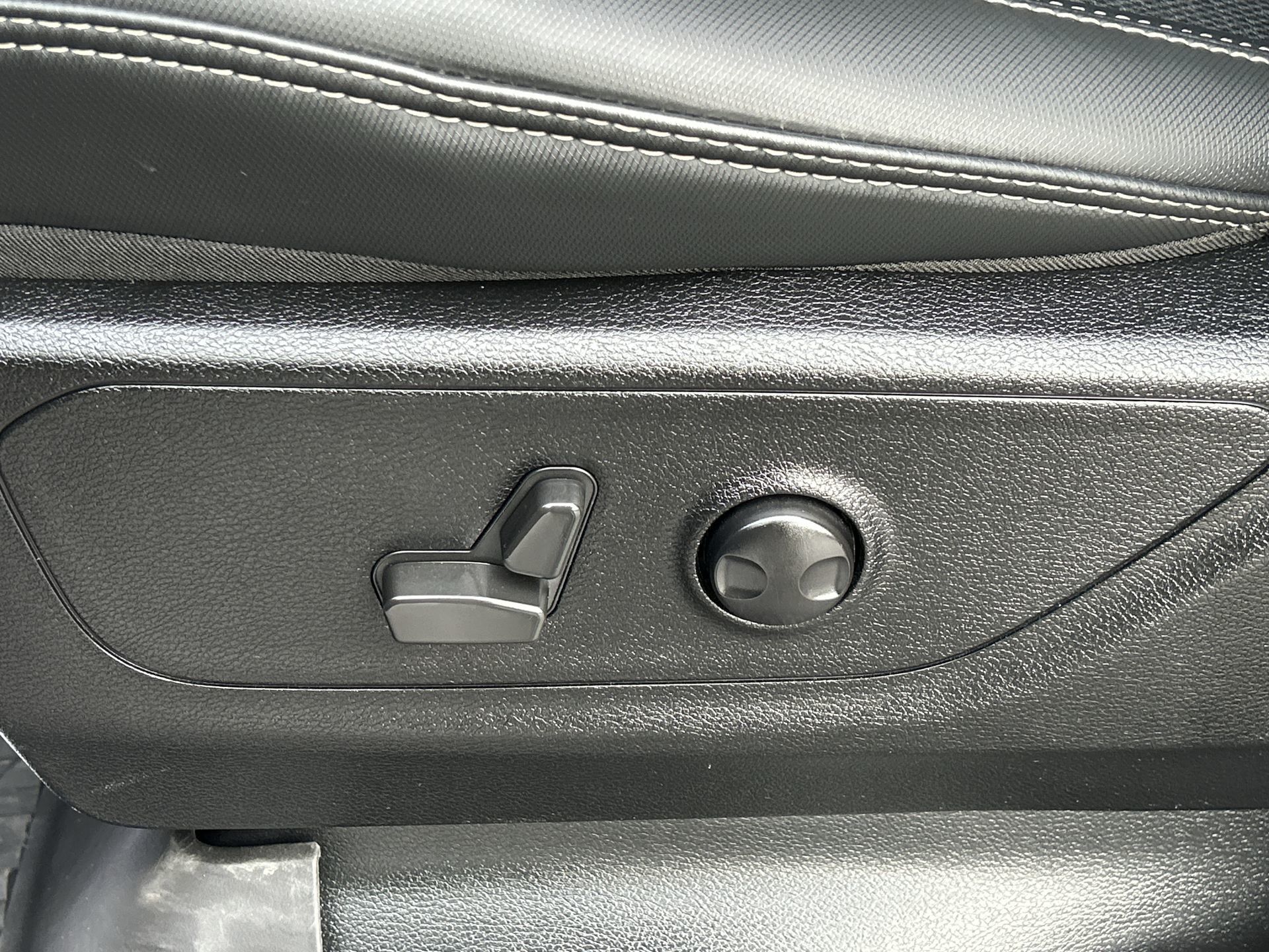 2022 Ram RAM 1500 Crew Cab 4x4 (DT)