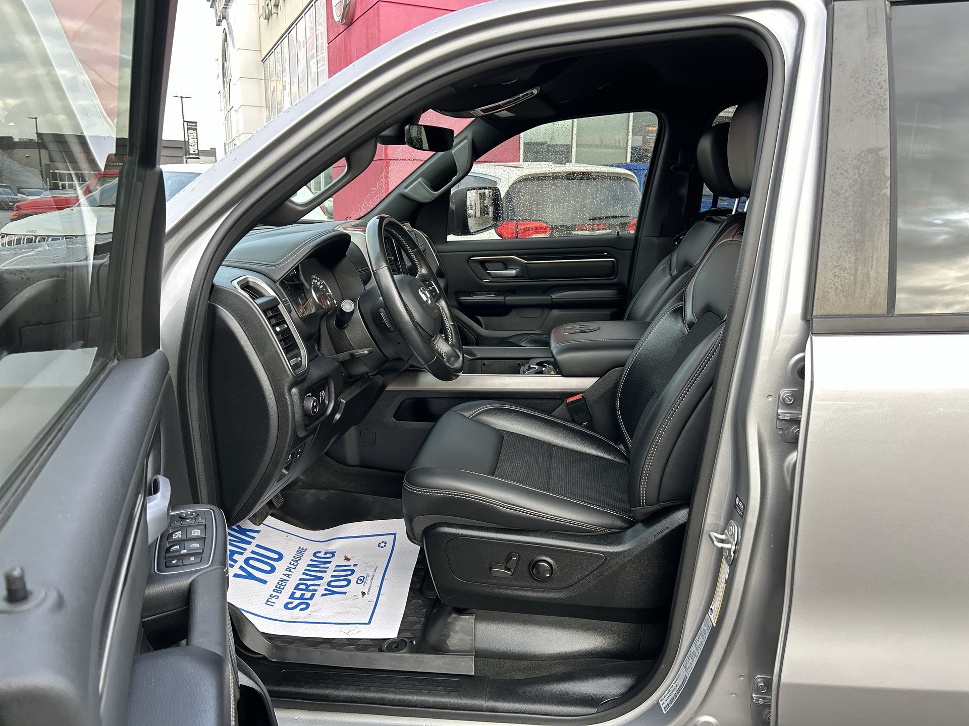 2022 Ram RAM 1500 Crew Cab 4x4 (DT)