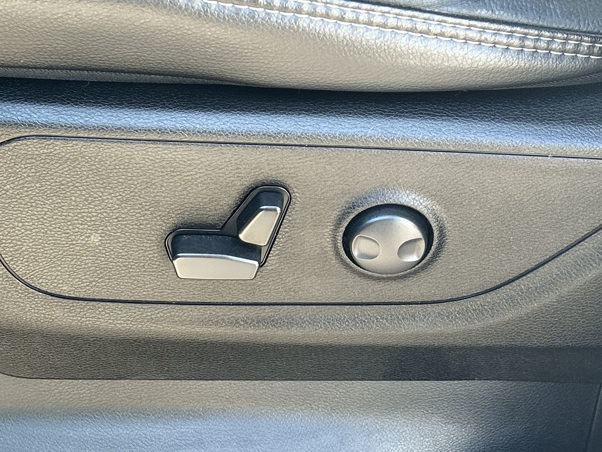 2023 Ram RAM 1500 Crew Cab 4x4 (DT)