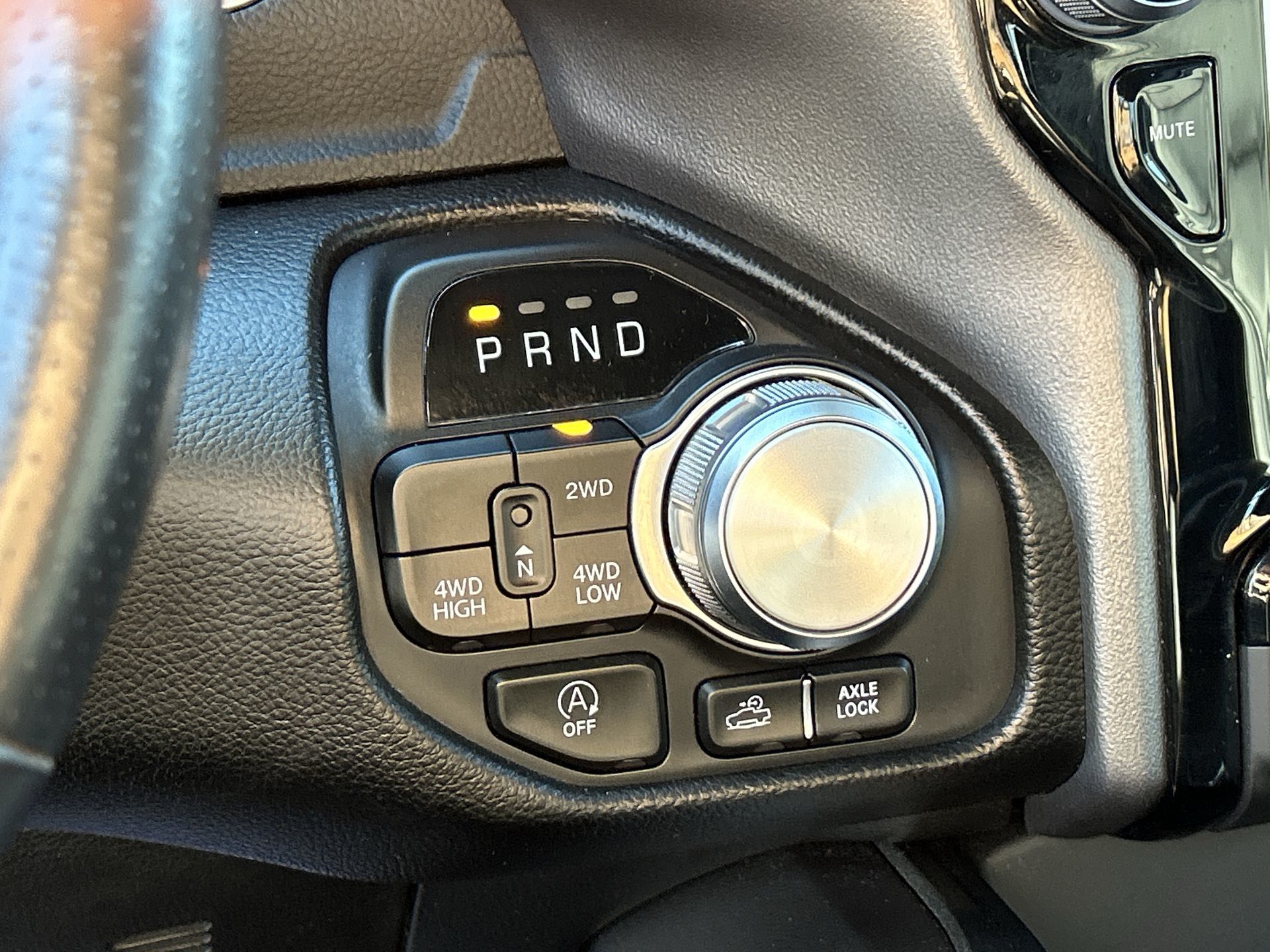 2023 Ram RAM 1500 Crew Cab 4x4 (DT)