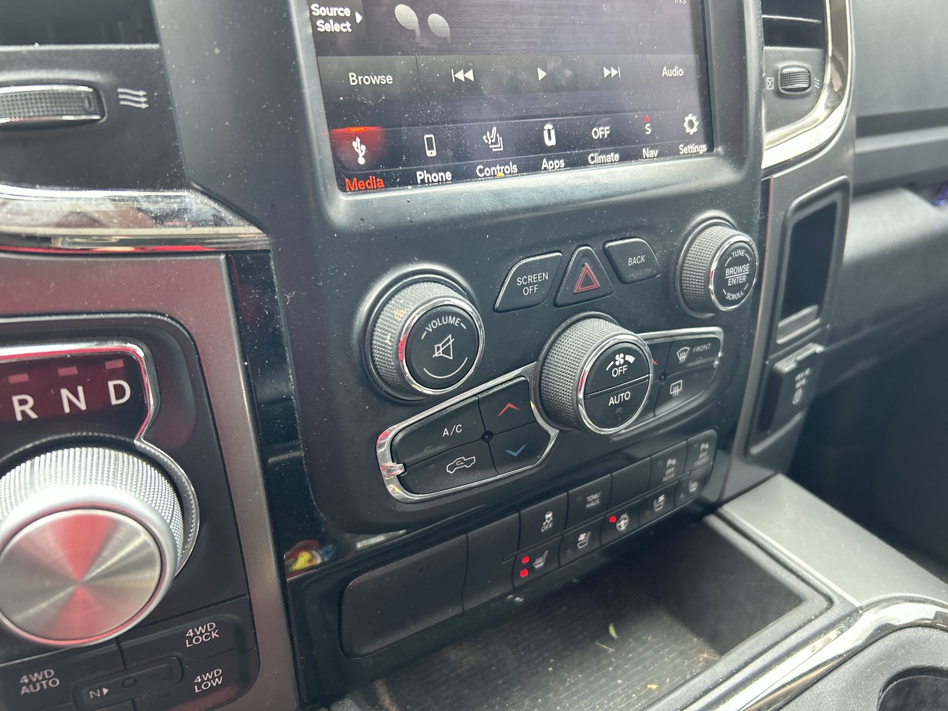 2018 Ram RAM 1500 Crew Cab 4x4